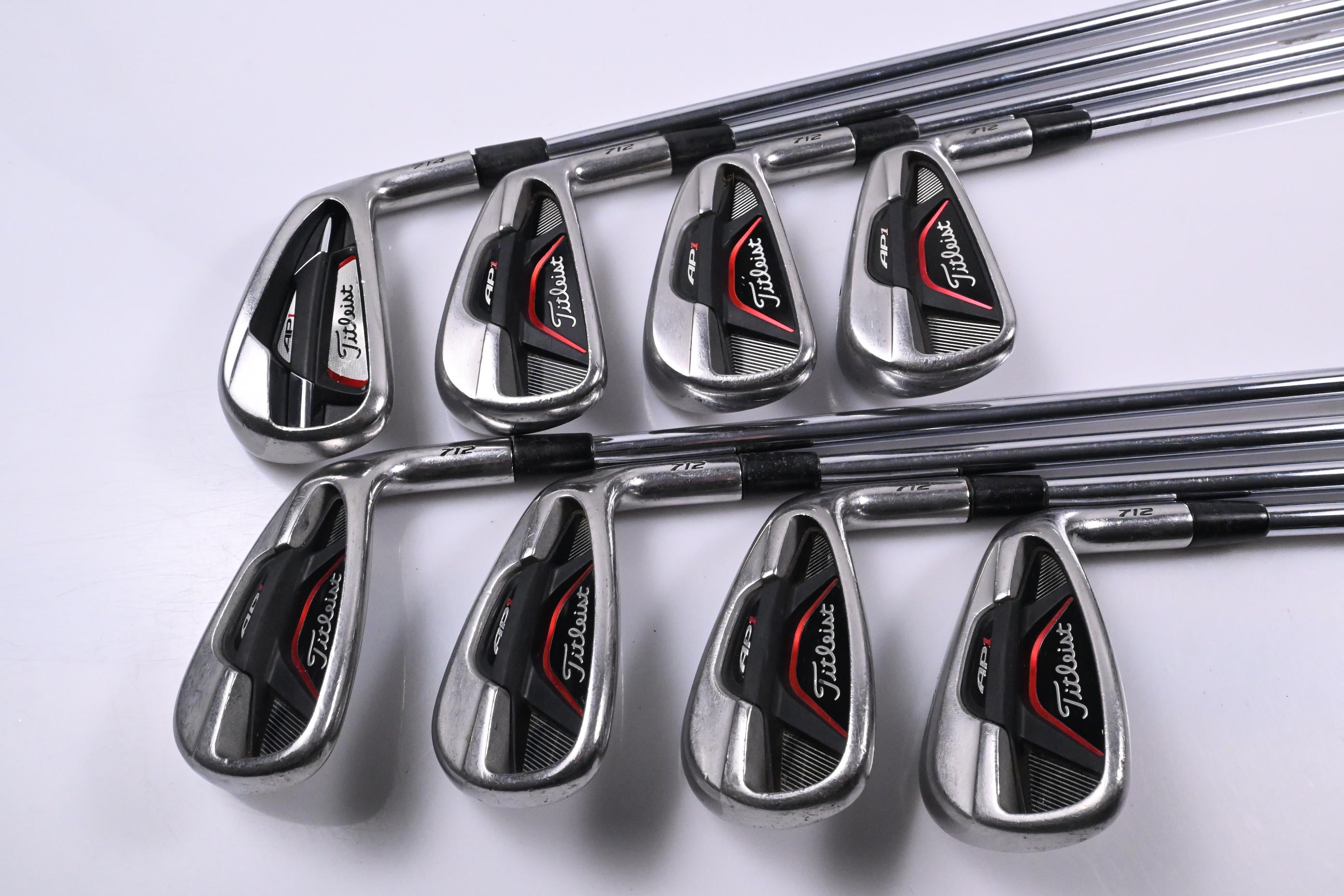 Titleist 712 AP1 Irons / 4-PW+GW / Regular Flex Dynamic Gold R300 Shafts