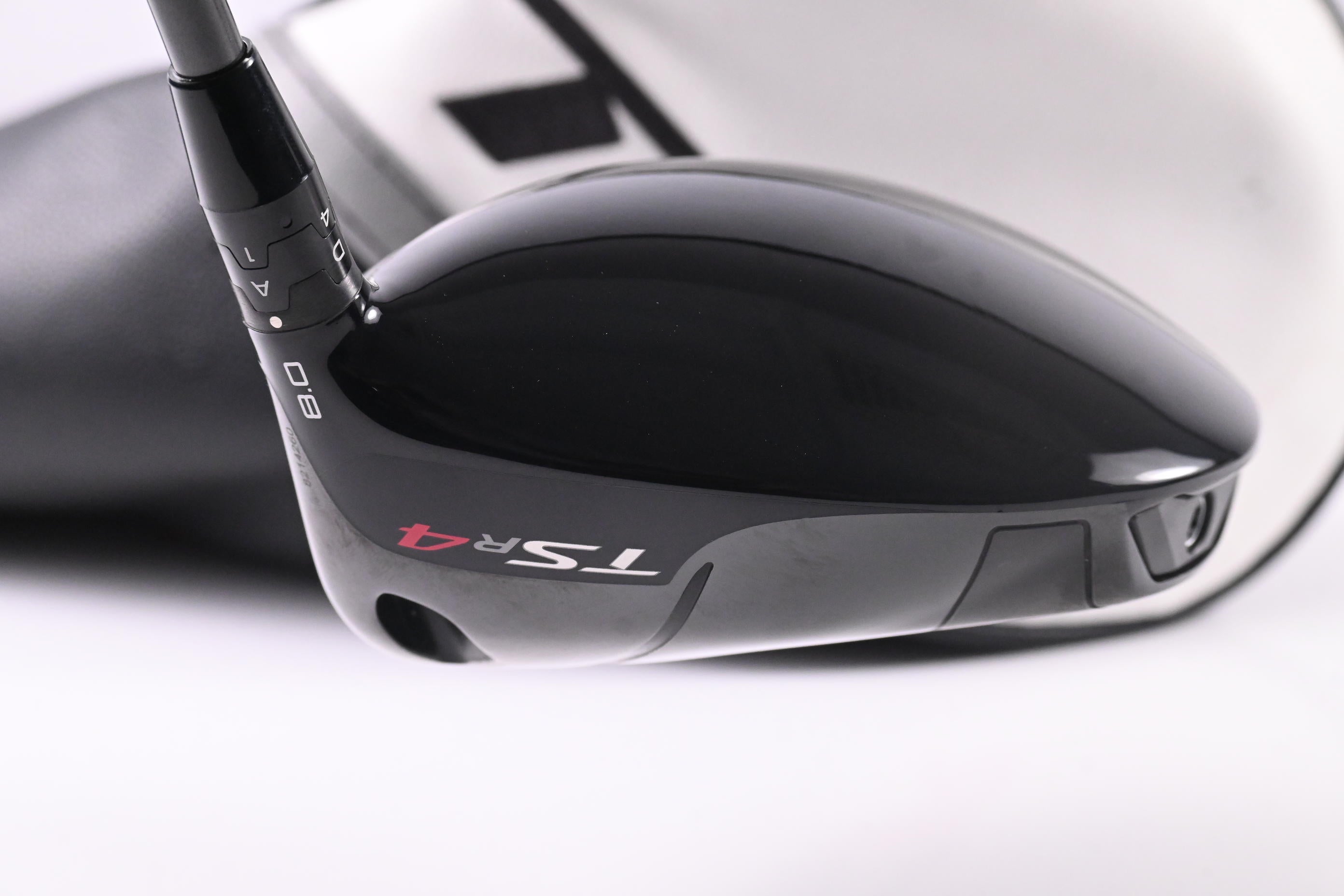 Titleist TSR4 Driver / 8 Degree / Regular Flex Evenflow Riptide 50 Shaft