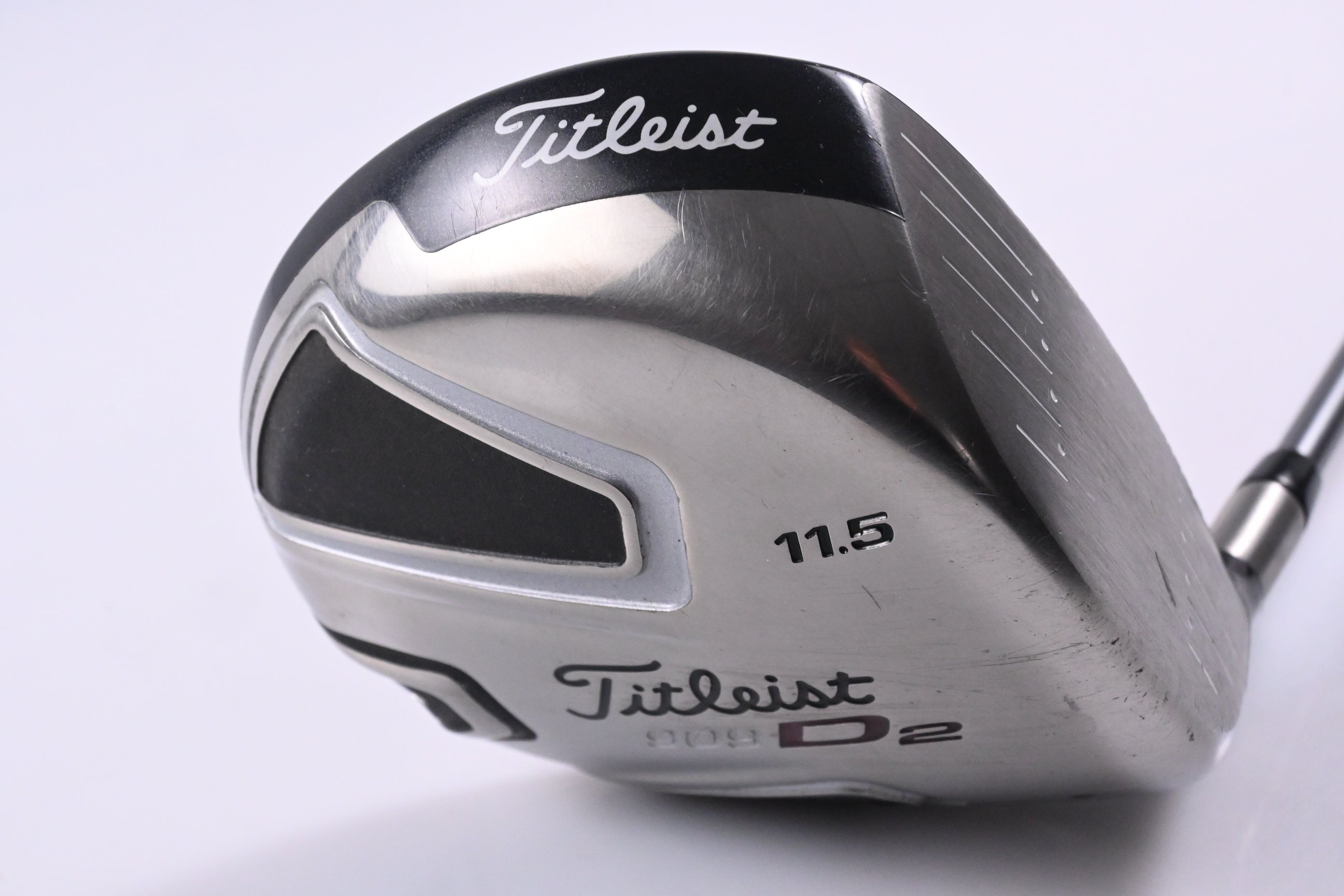 Titleist 909 D2 Driver / 11.5 Degree / Regular Flex Diamana Blue 65 Shaft
