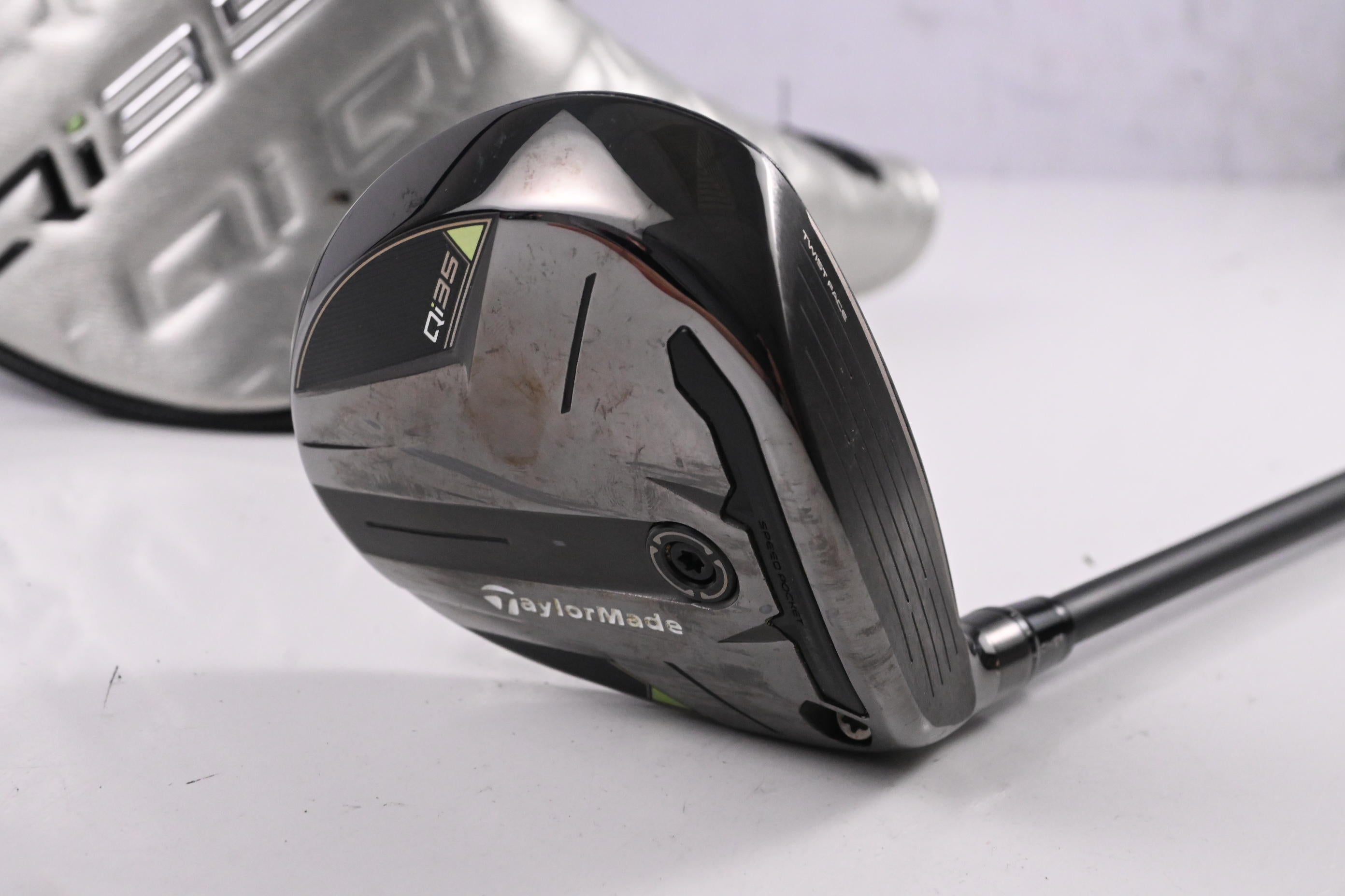 Taylormade Qi35 #5 Wood / 15 Degree / X-Flex Kai'li White Darkwaves 60 Shaft