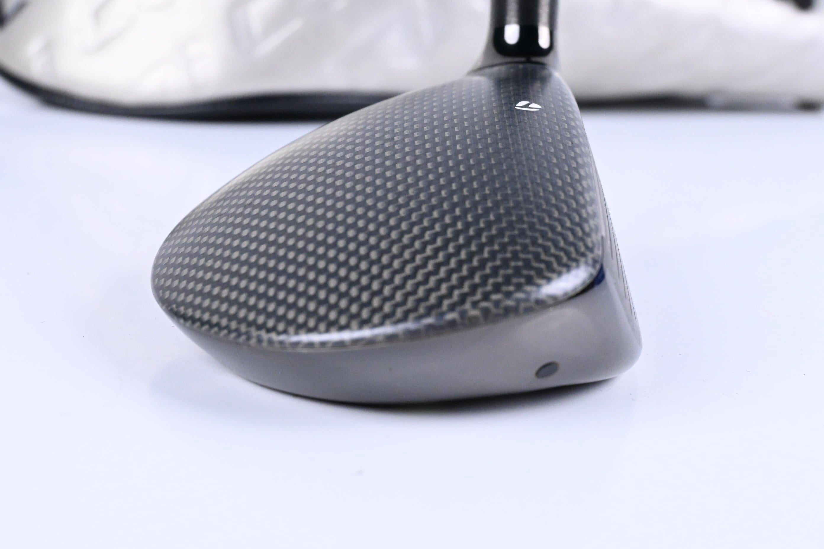 Taylormade Qi35 Tour #7 Wood / 21 Degree / Stiff Flex Kai'li Blue 75 Shaft