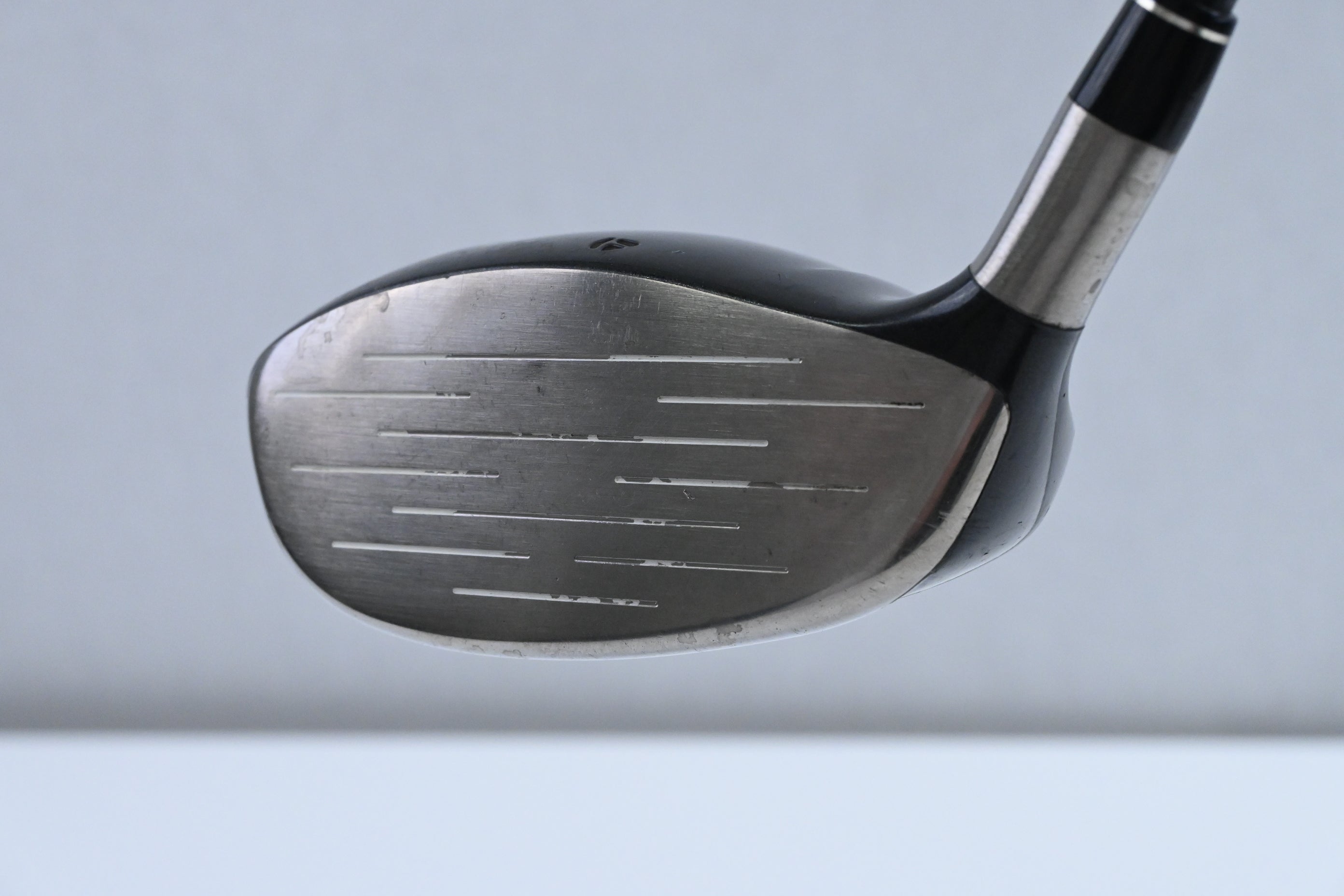 Taylormade 300 Ti Driver / 10.5 Degree / Regular Flex Taylormade Lite 80 Shaft