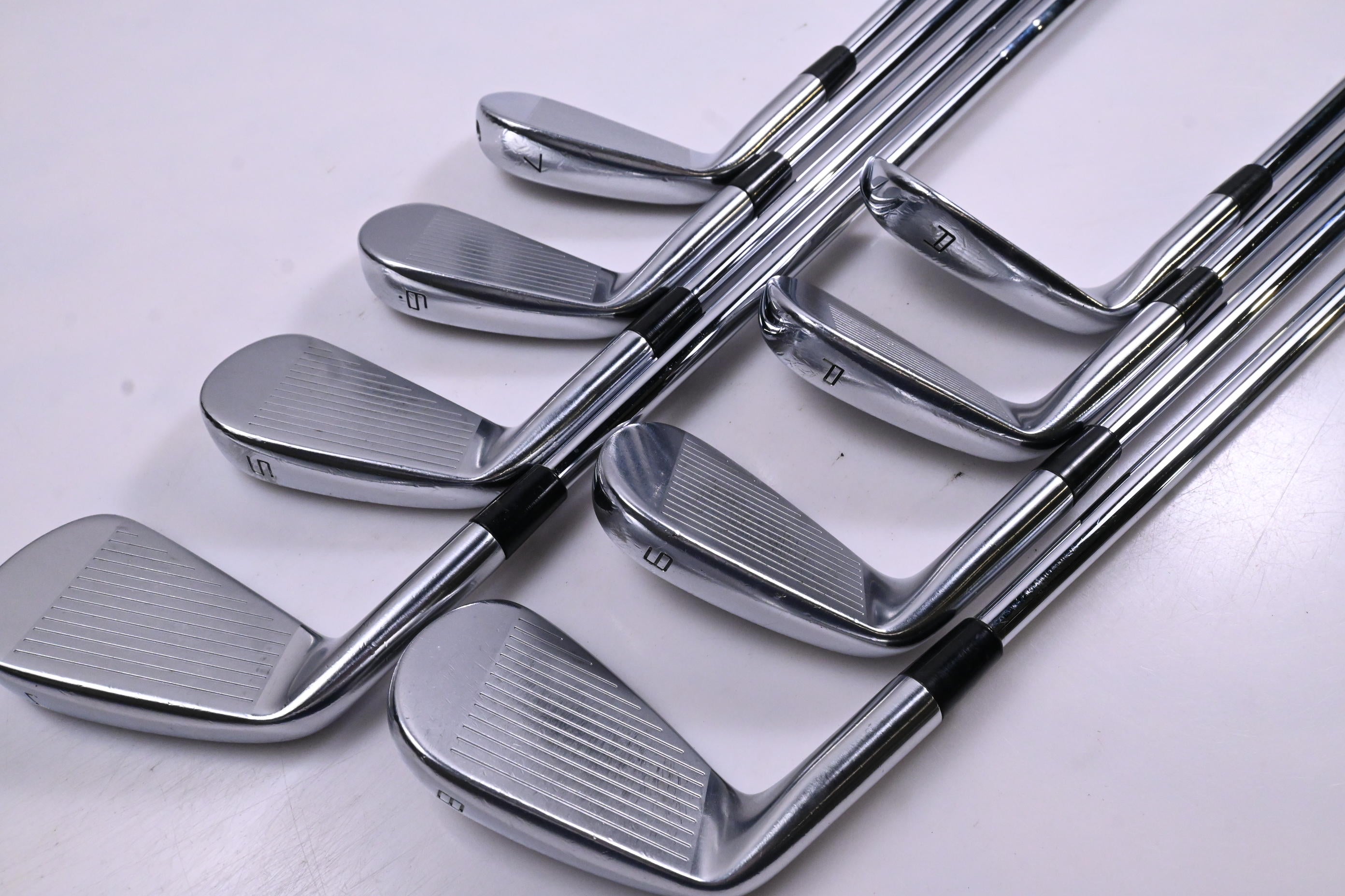 Taylormade P760 Irons / 4-PW+GW / Stiff Flex Dynamic Gold 105 S300 Shafts
