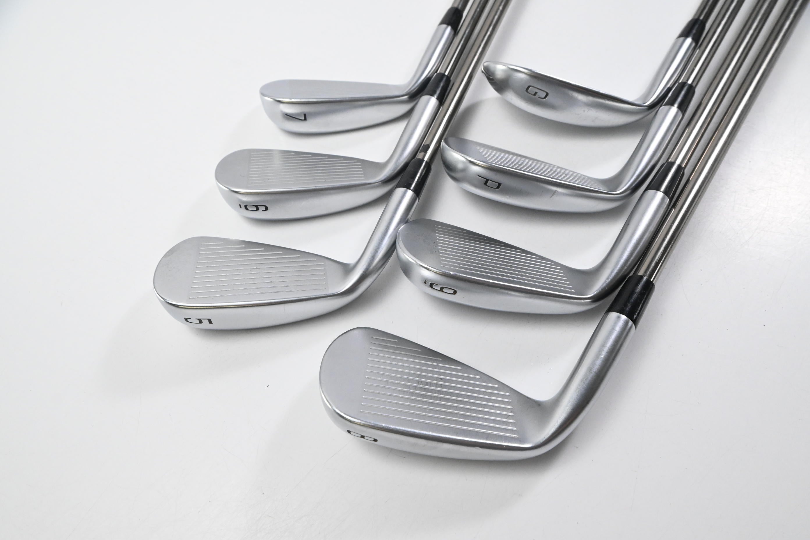 Mizuno JPX 921 Hot Metal Irons / 5-PW+GW / Regular Flex UST Recoil ESX 460 Shafts