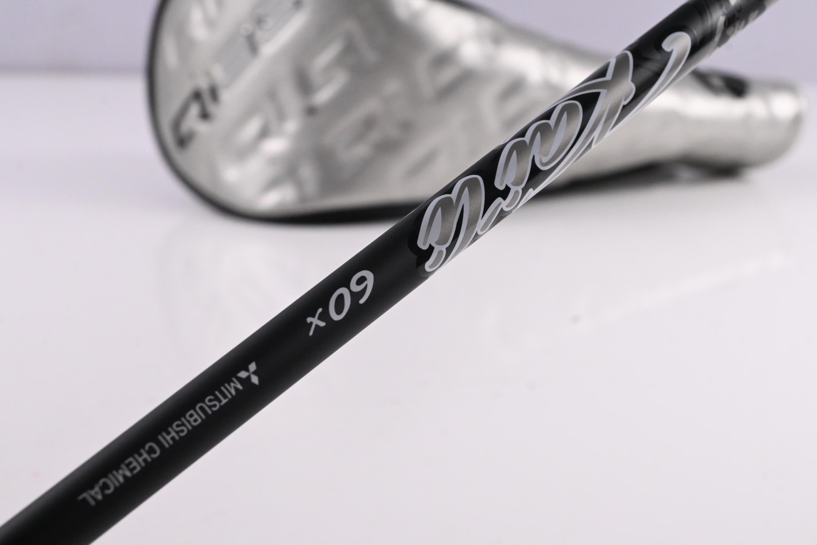 Taylormade Qi35 #5 Wood / 15 Degree / X-Flex Kai'li White Darkwaves 60 Shaft