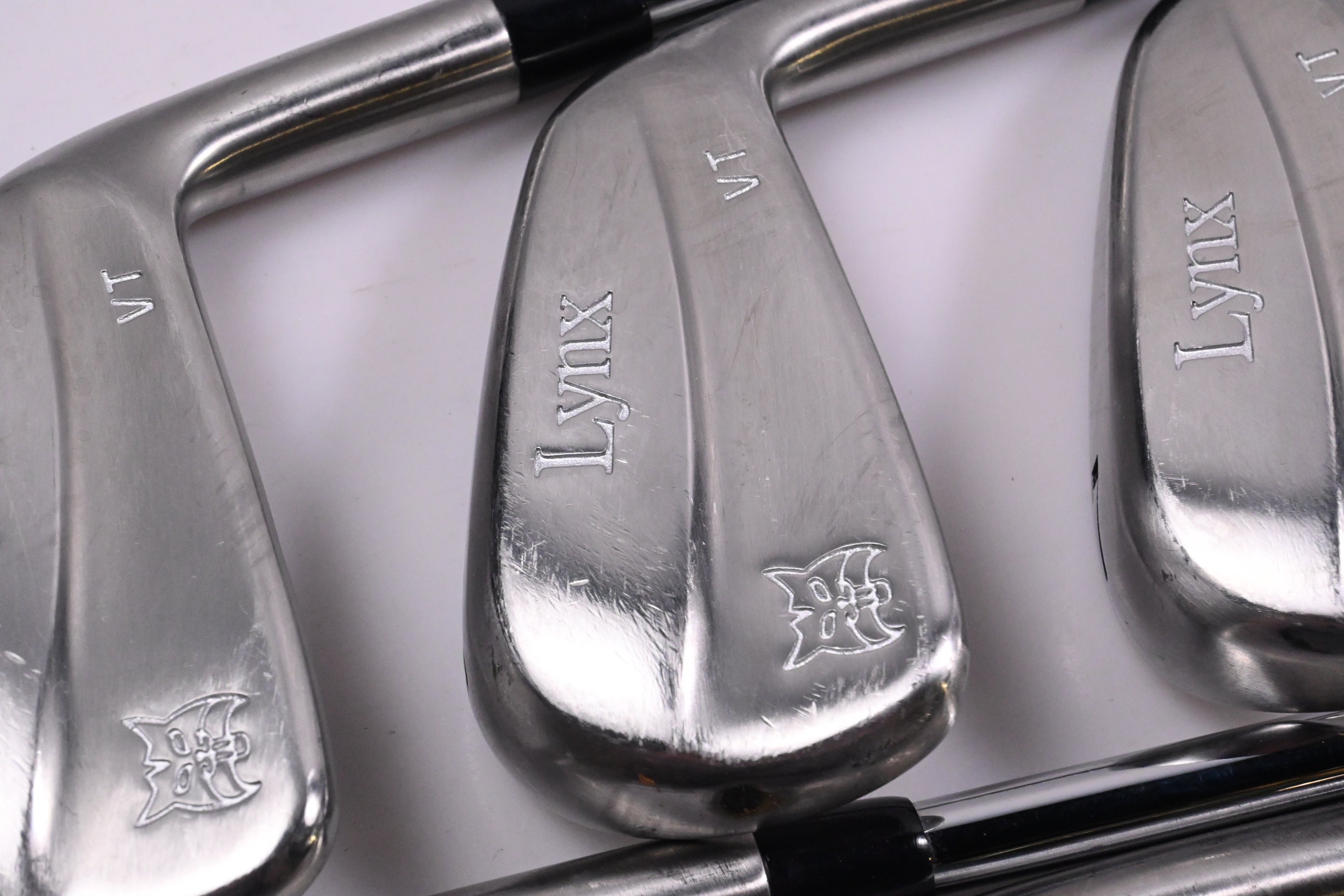 Lynx Prowler VT Irons / 5-PW / Regular Flex Lynx Virage V-Tech Shafts