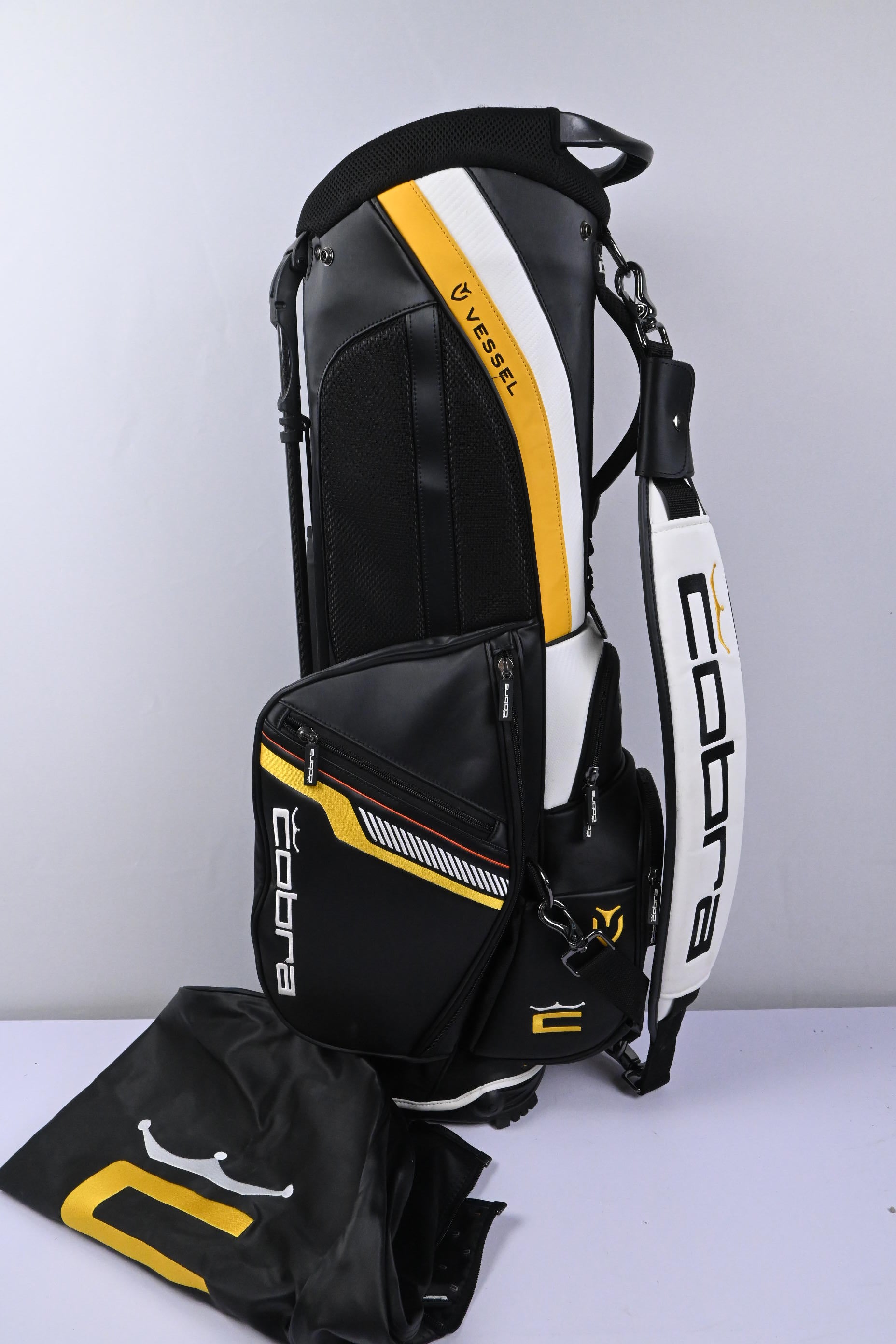 Cobra Vessel Stand Bag / 4-Way Divider / Black, White & Yellow