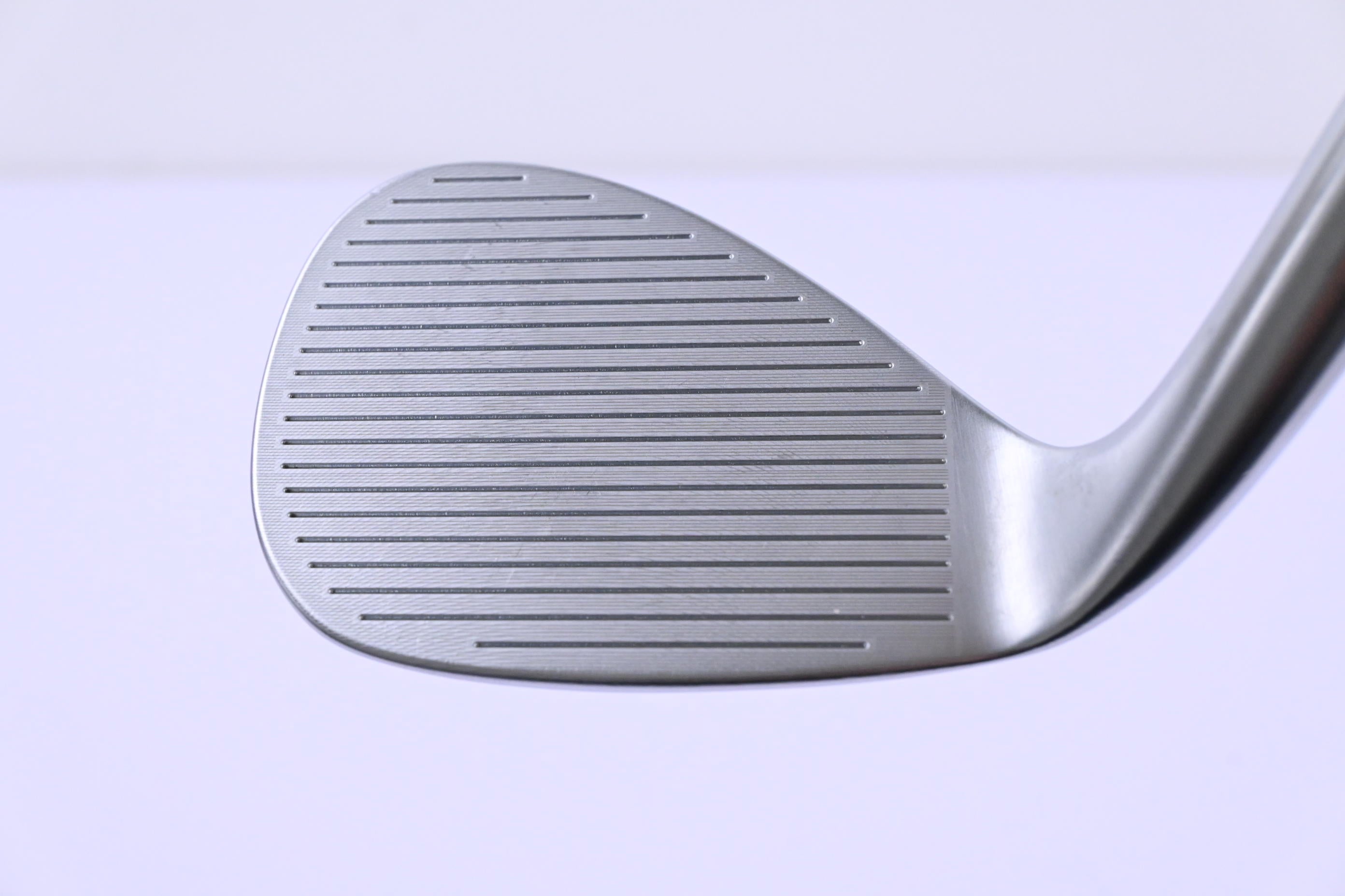 Cleveland RTX Full Face Sand Wedge / 56 Degree / Wedge Flex Dynamic Gold Spinner