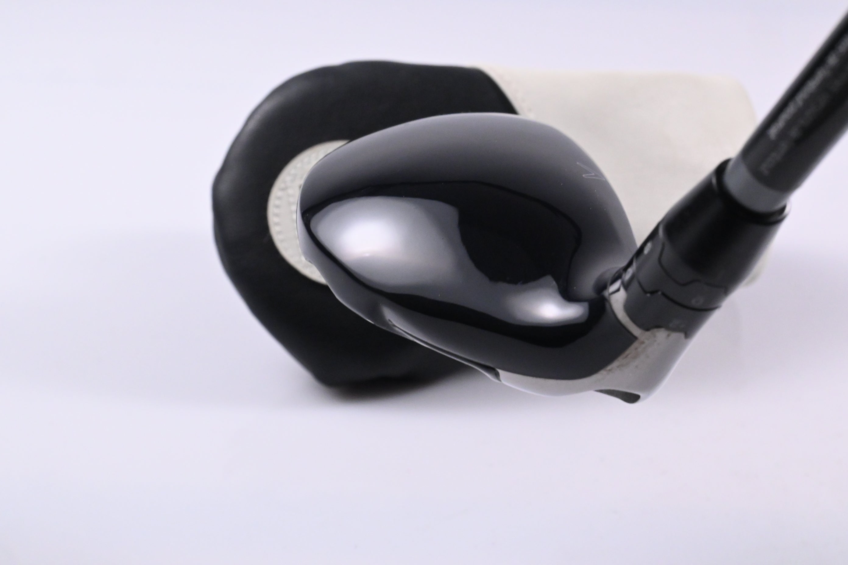 Tour Issue Left Hand Callaway Paradym #3 Hybrid / 18 Degree/ Regular Flex HZRDUS