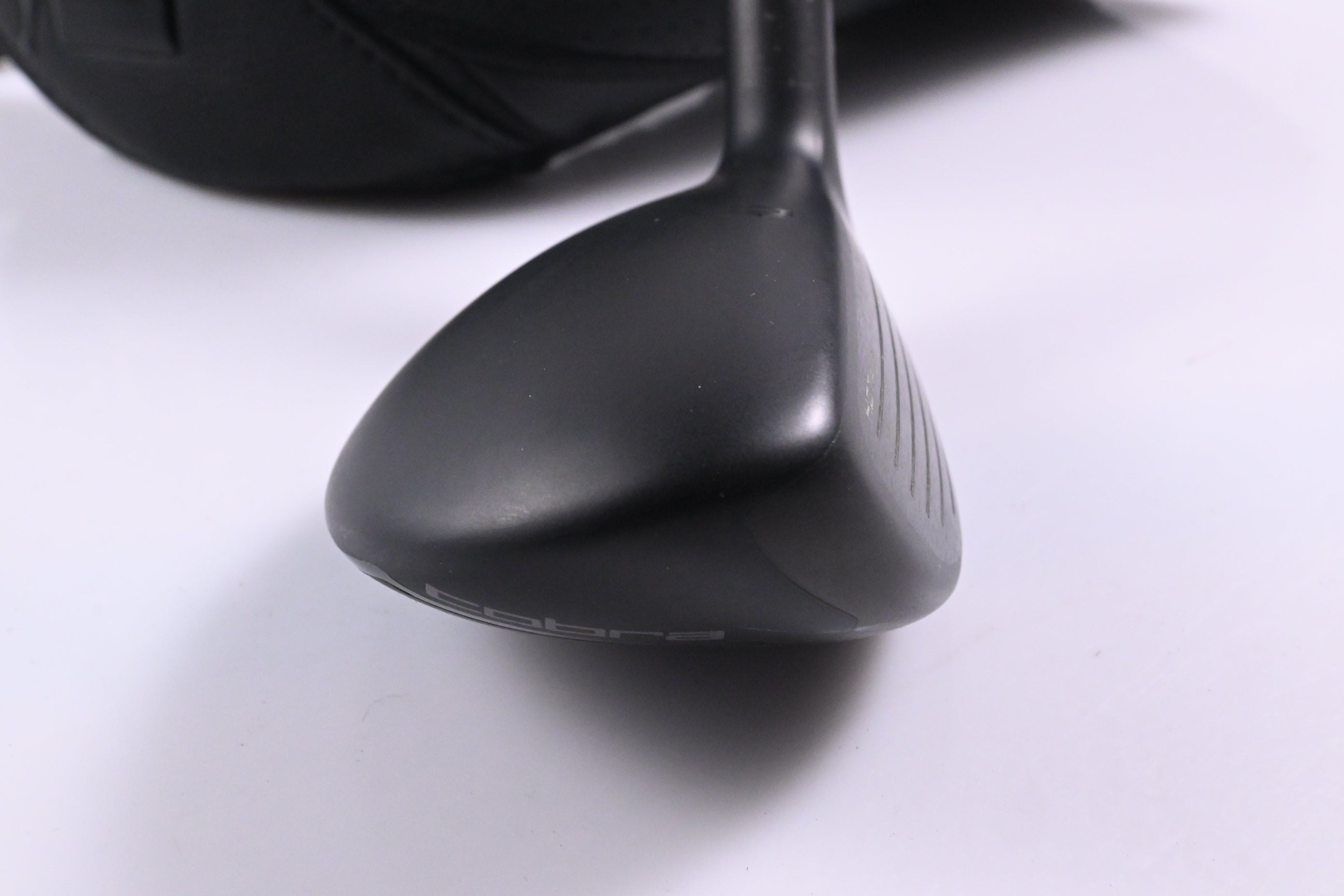 Cobra Darkspeed #5 Hybrid / 24 Degree / Regular Flex KBS PGI 75 Shaft