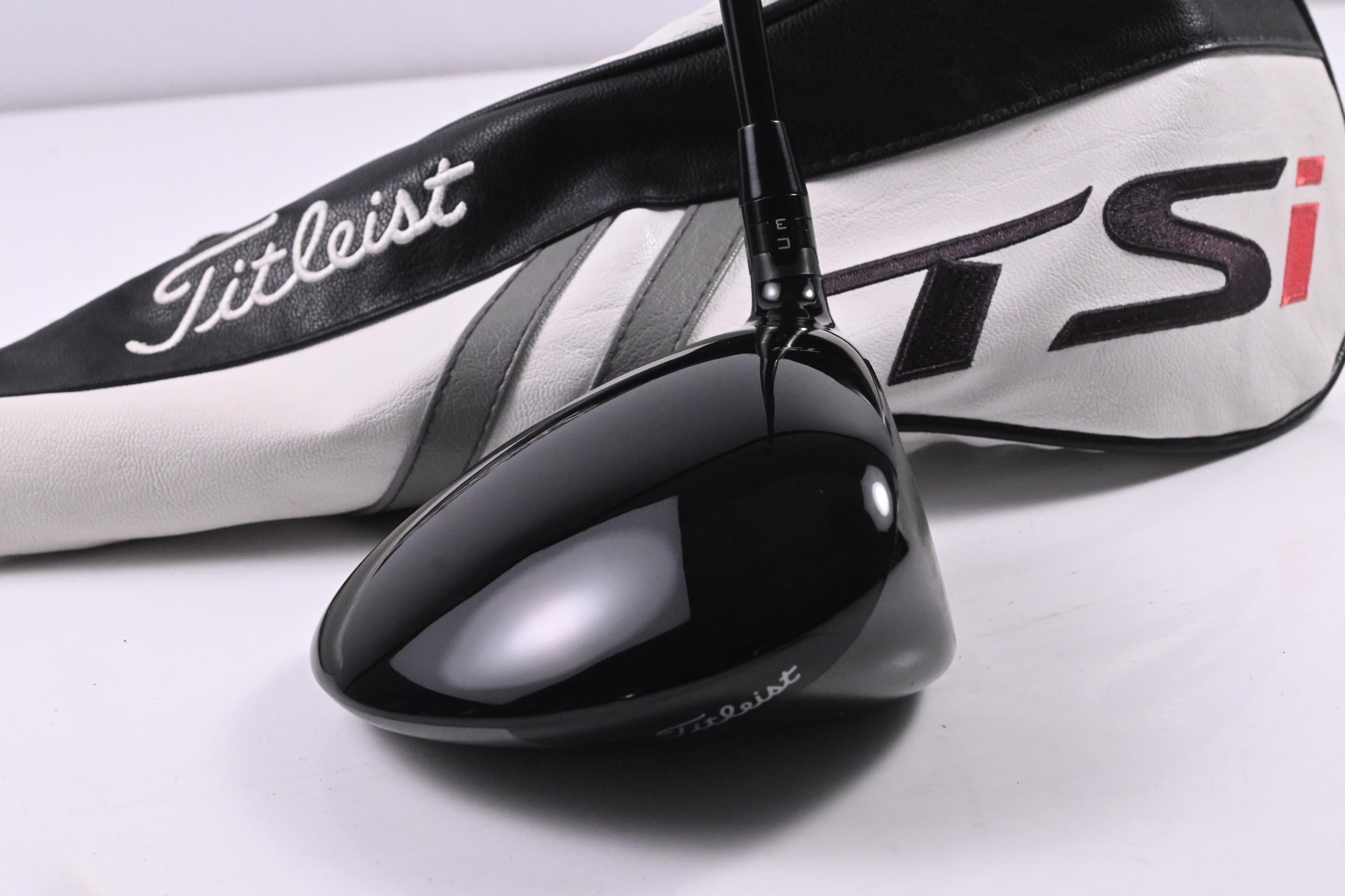 Titleist TSi2 Driver / 10 Degree / Regular Flex Tensei AV RAW Blue 55 w/ SFW