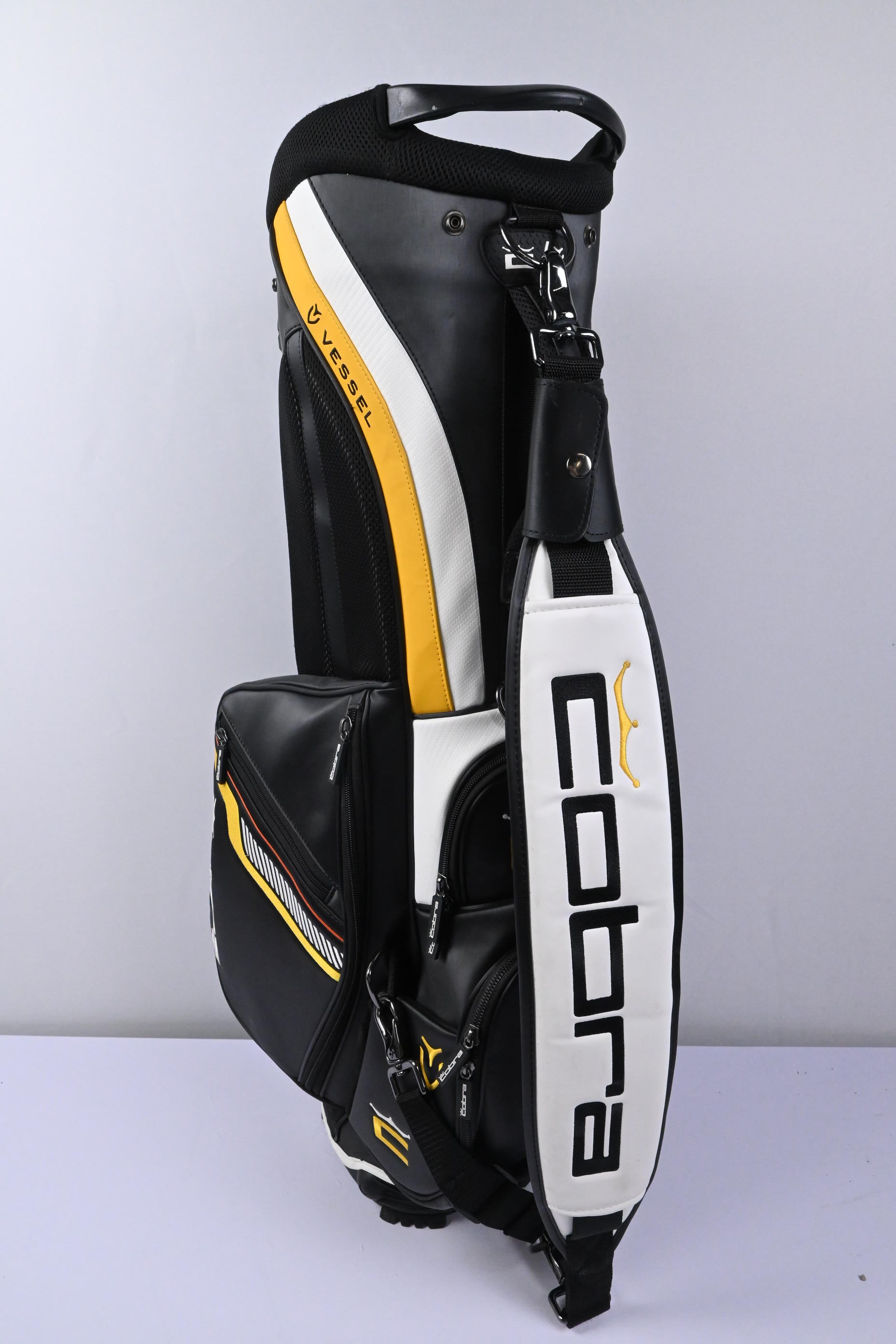 Cobra Vessel Stand Bag / 4-Way Divider / Black, White & Yellow