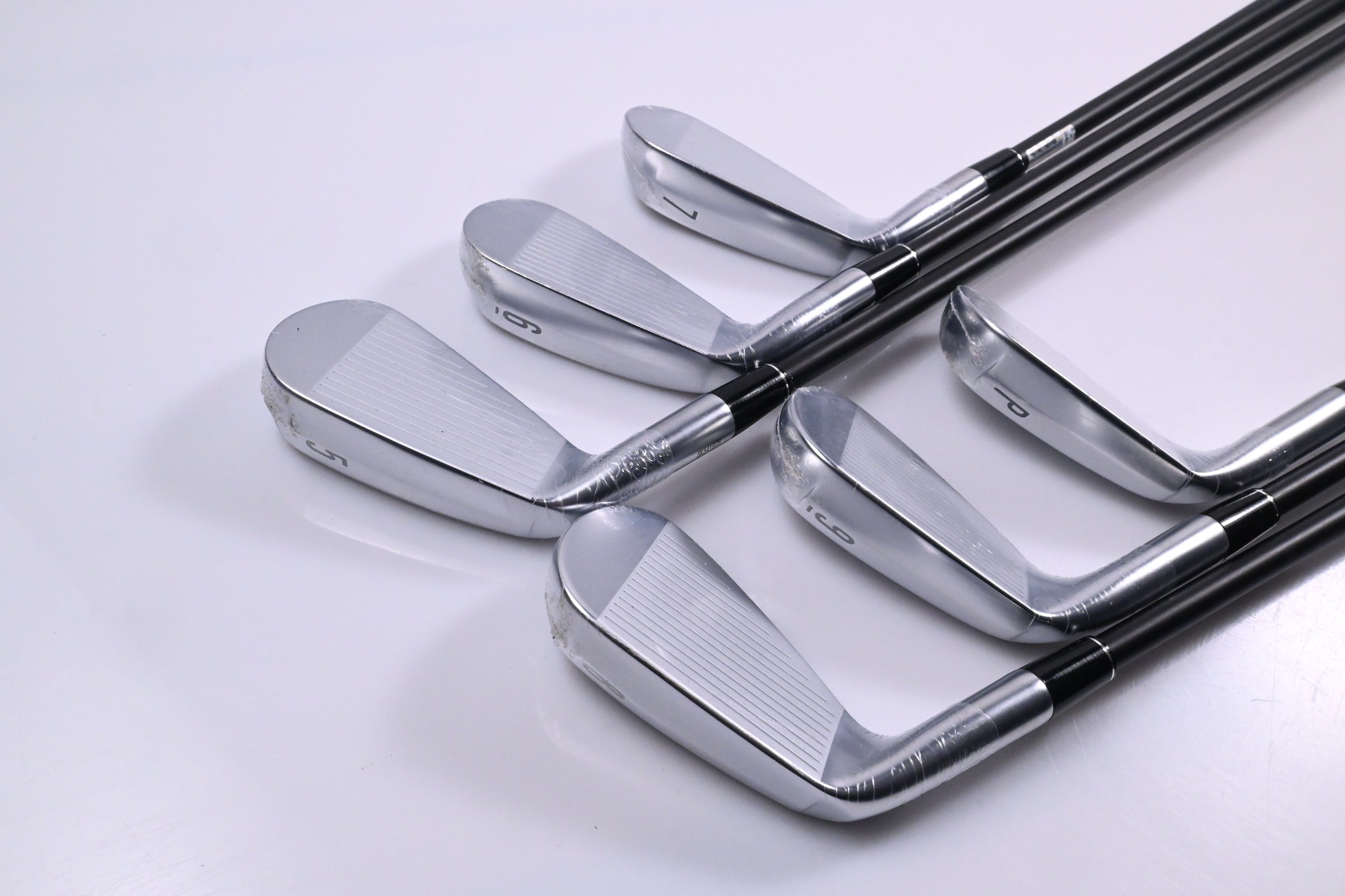 Srixon ZXiR Irons / 5-PW / Regular Flex KBS PGI 60 Shafts