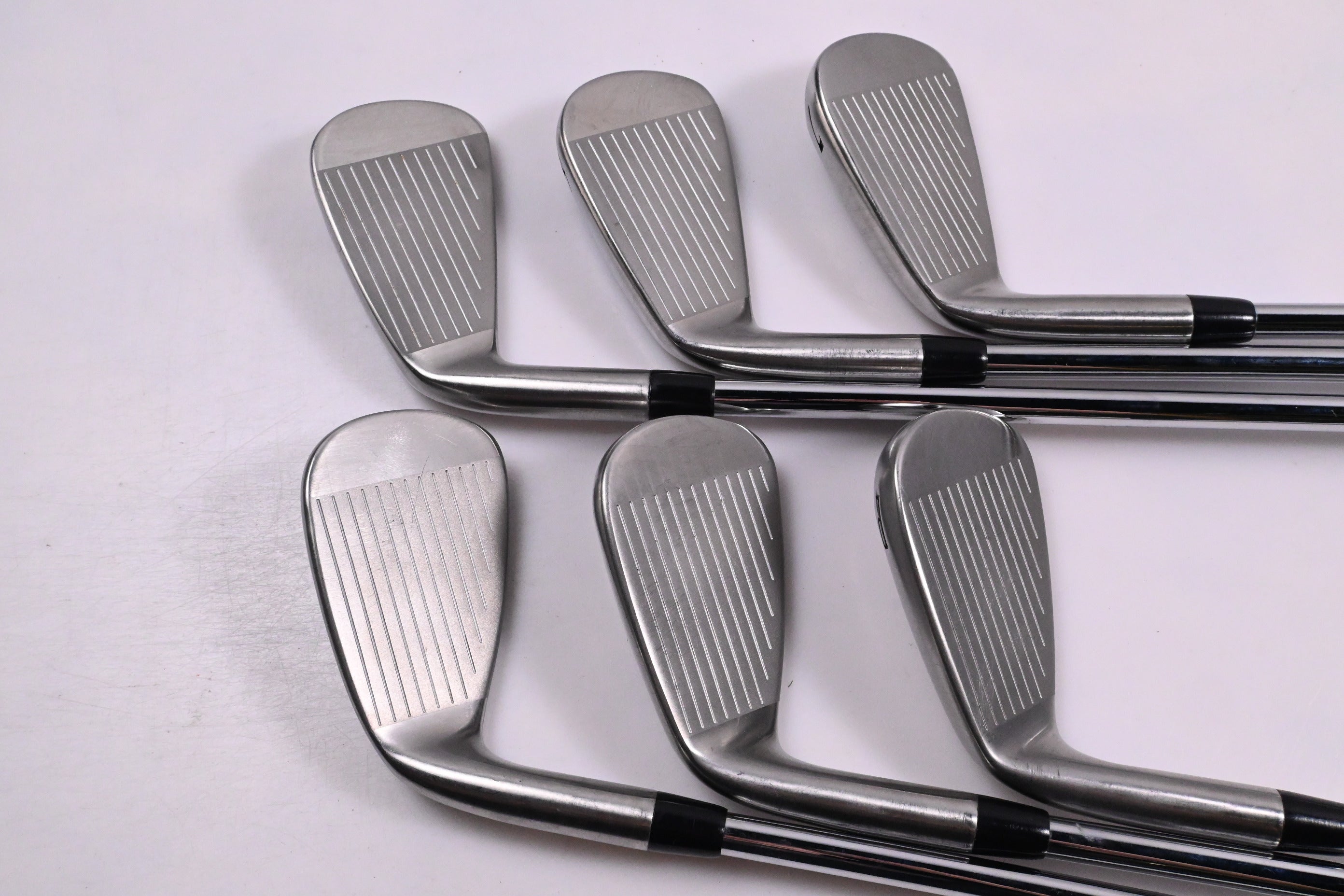 Lynx Prowler VT Irons / 5-PW / Regular Flex Lynx Virage V-Tech Shafts