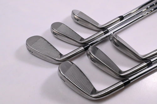 Lynx Prowler VT Irons / 5-PW / Regular Flex Lynx Virage V-Tech Shafts