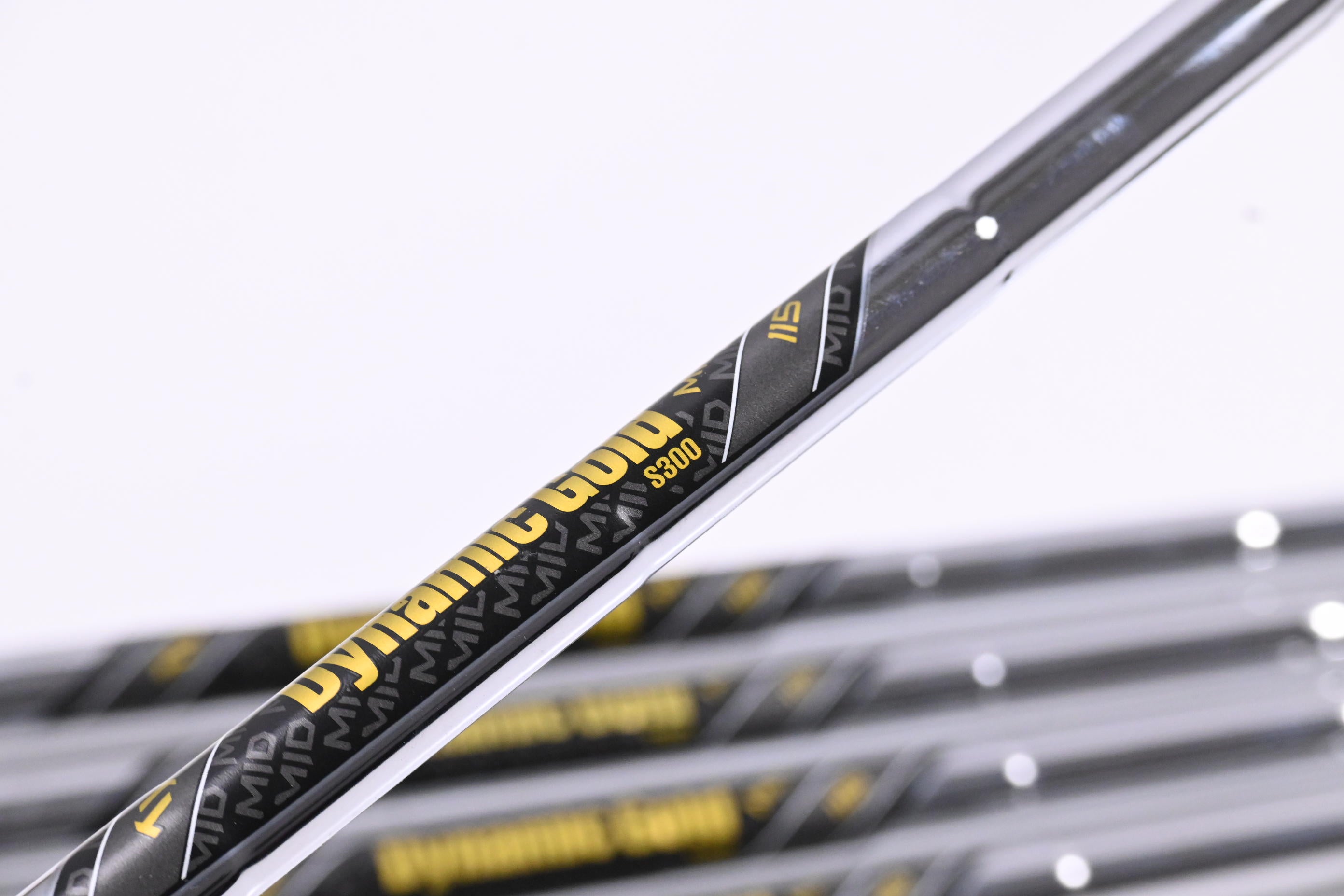 Dynamic Gold Mid 115 S300 Shafts / Stiff Flex / Set of 5 / .355" Tip