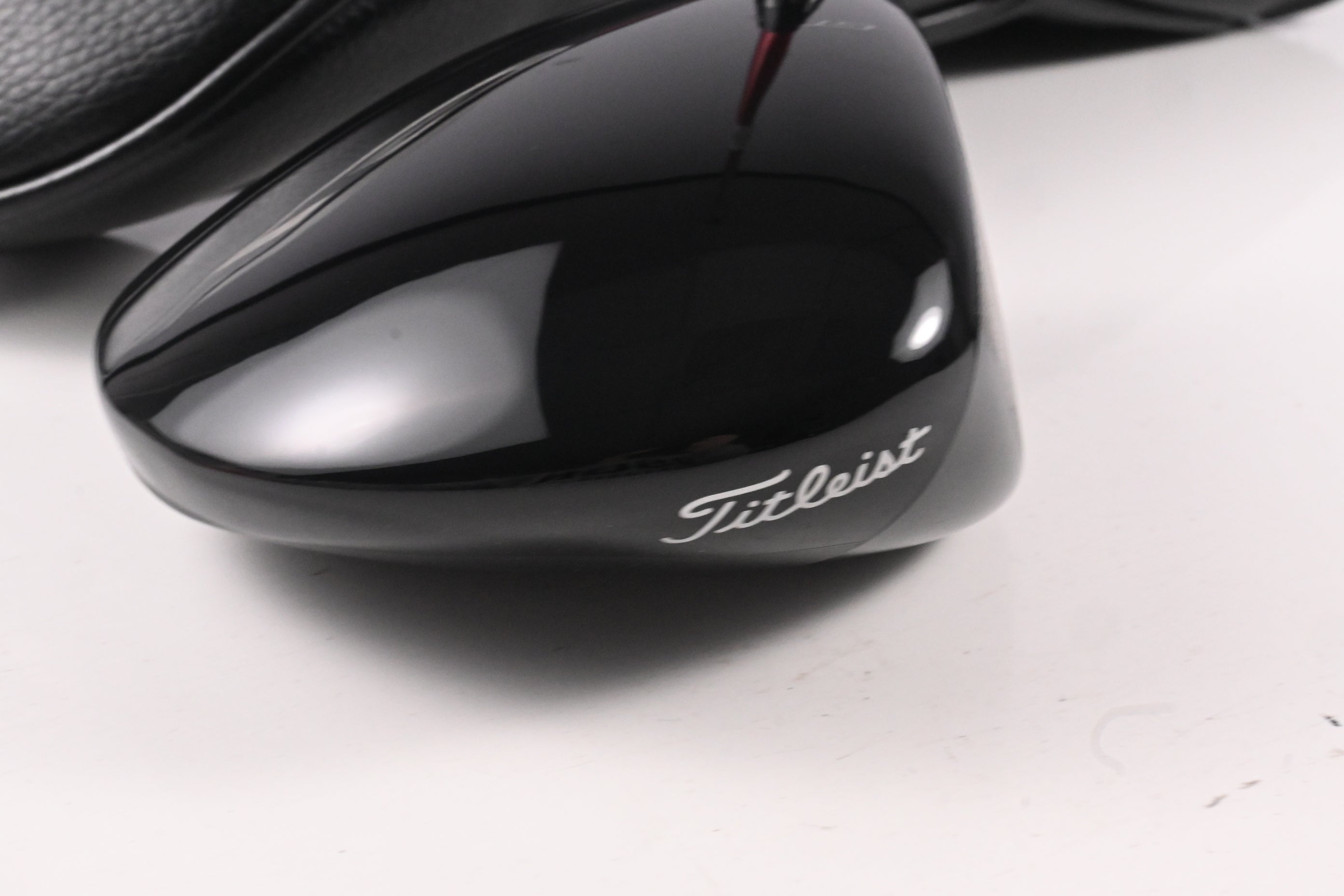 Titleist GT2 Driver / 9 Degree / Regular Flex Project X Denali Red 50