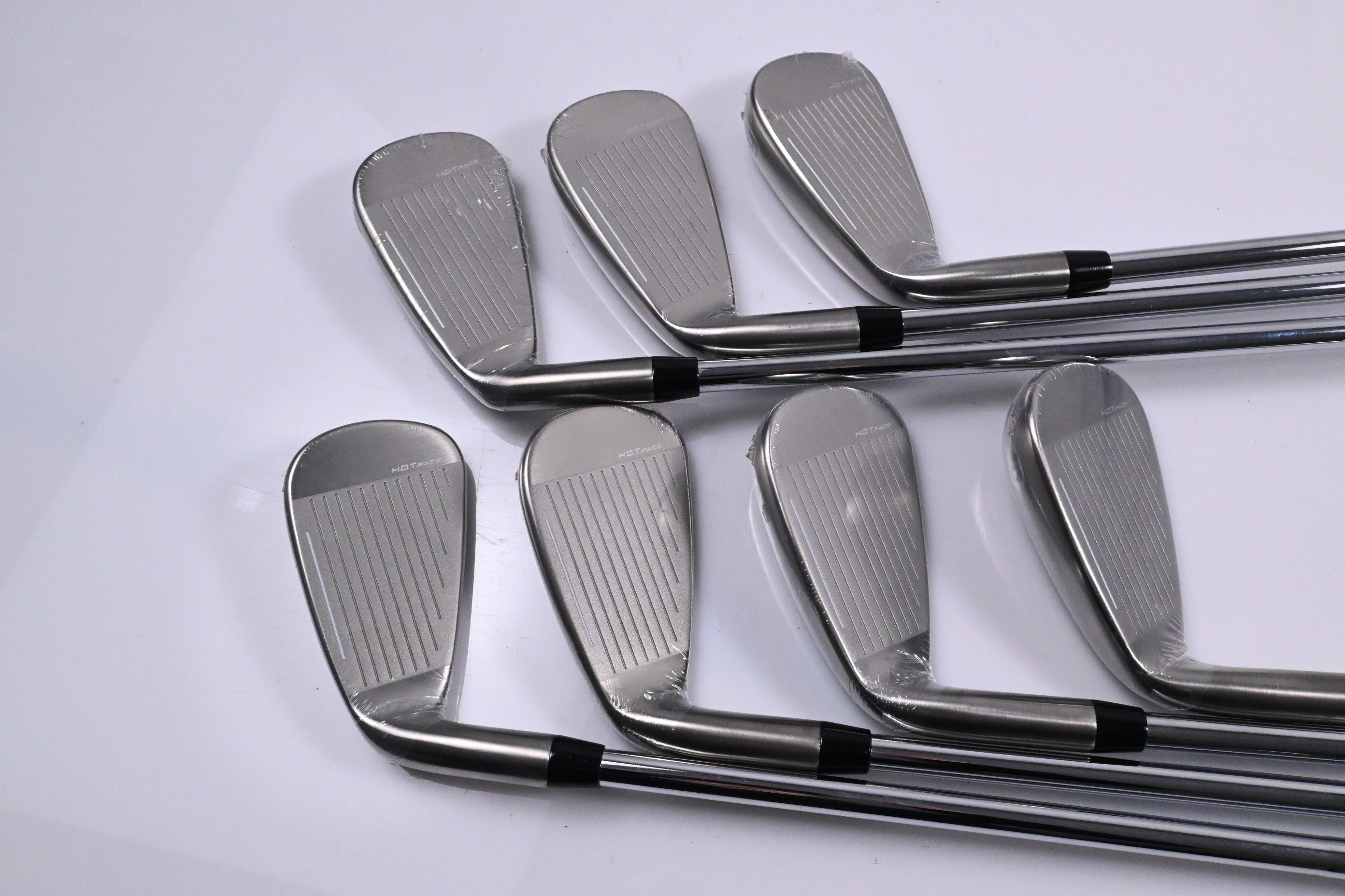 Cobra DS-Adapt Irons / 4-PW / Regular Flex KBS Tour Lite Shafts