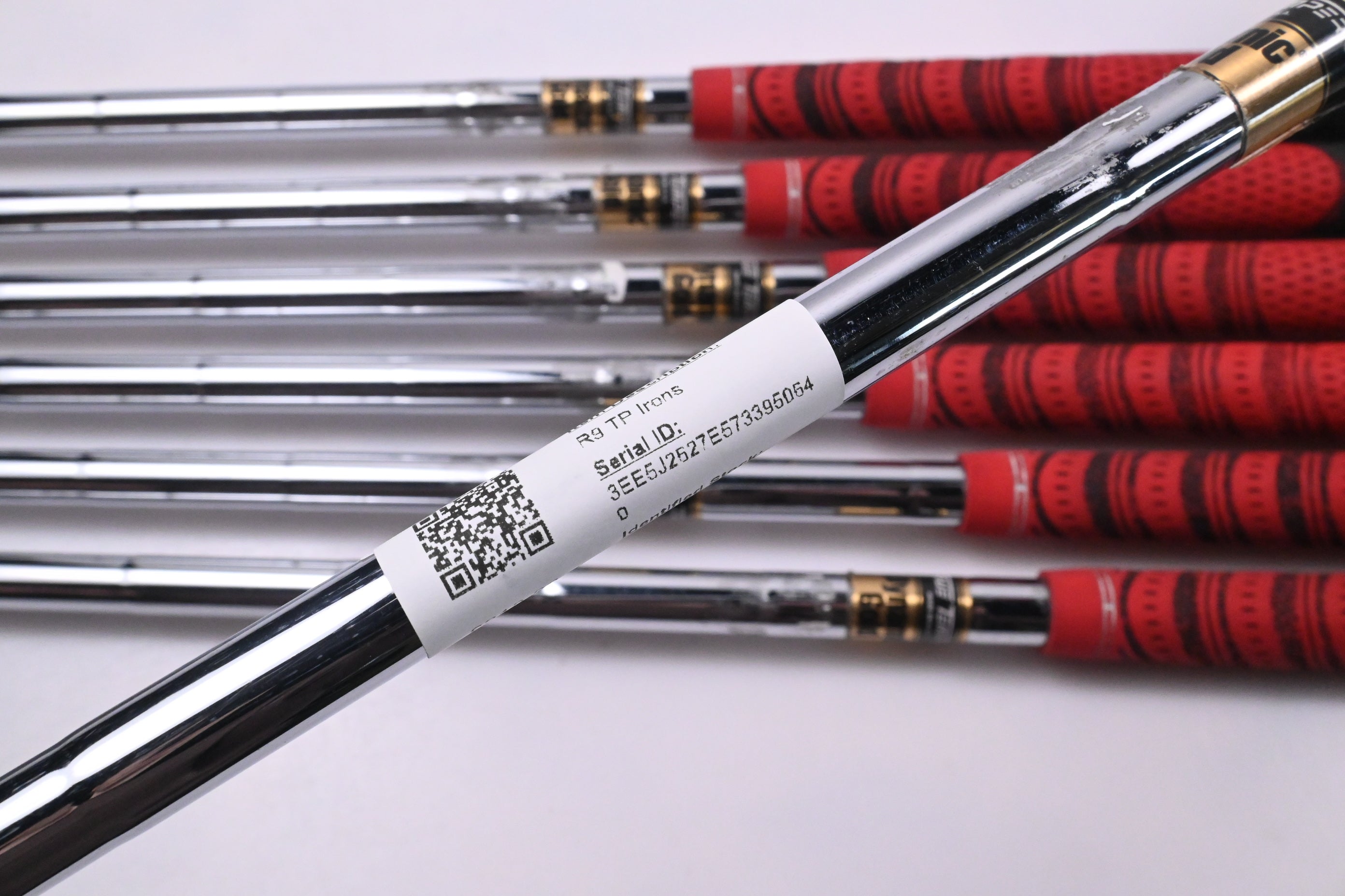Taylormade R9 TP Irons / 4-PW / X-Flex Dynamic Gold X100U Shafts