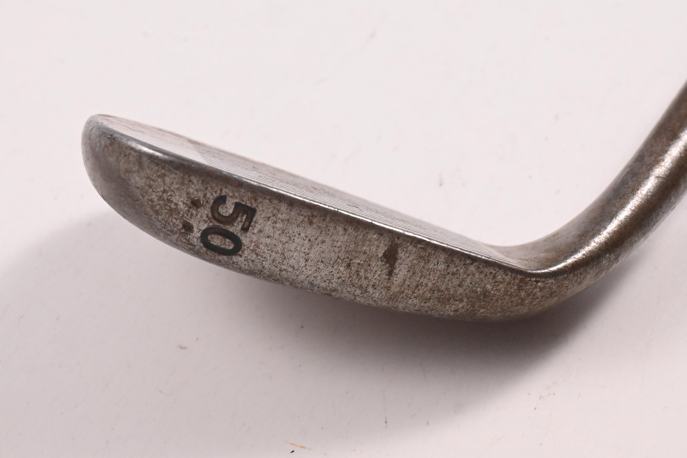Cleveland 588 RTX 2.0 Gap Wedge / 50 Degree / Wedge Flex KBS Tour 120 Shaft