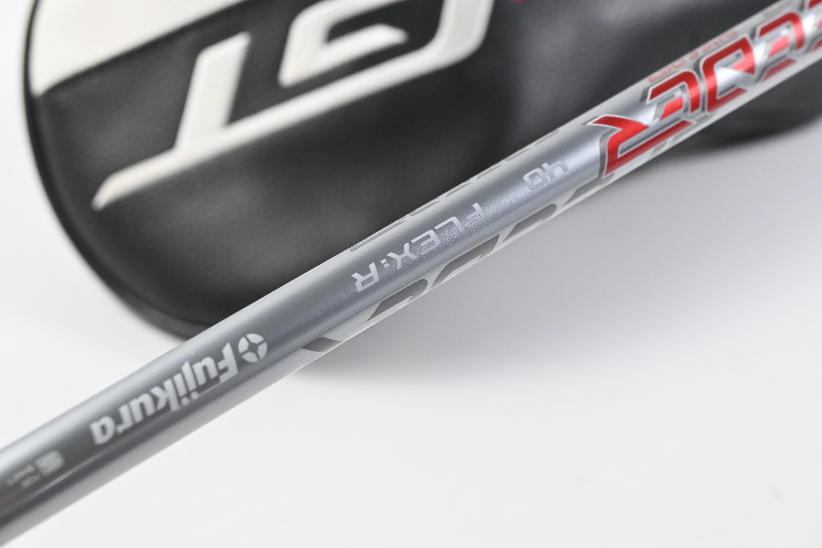 Titleist GT1 Driver / 10 Degree / Regular Flex Fujikura Airspeeder 40 Shaft