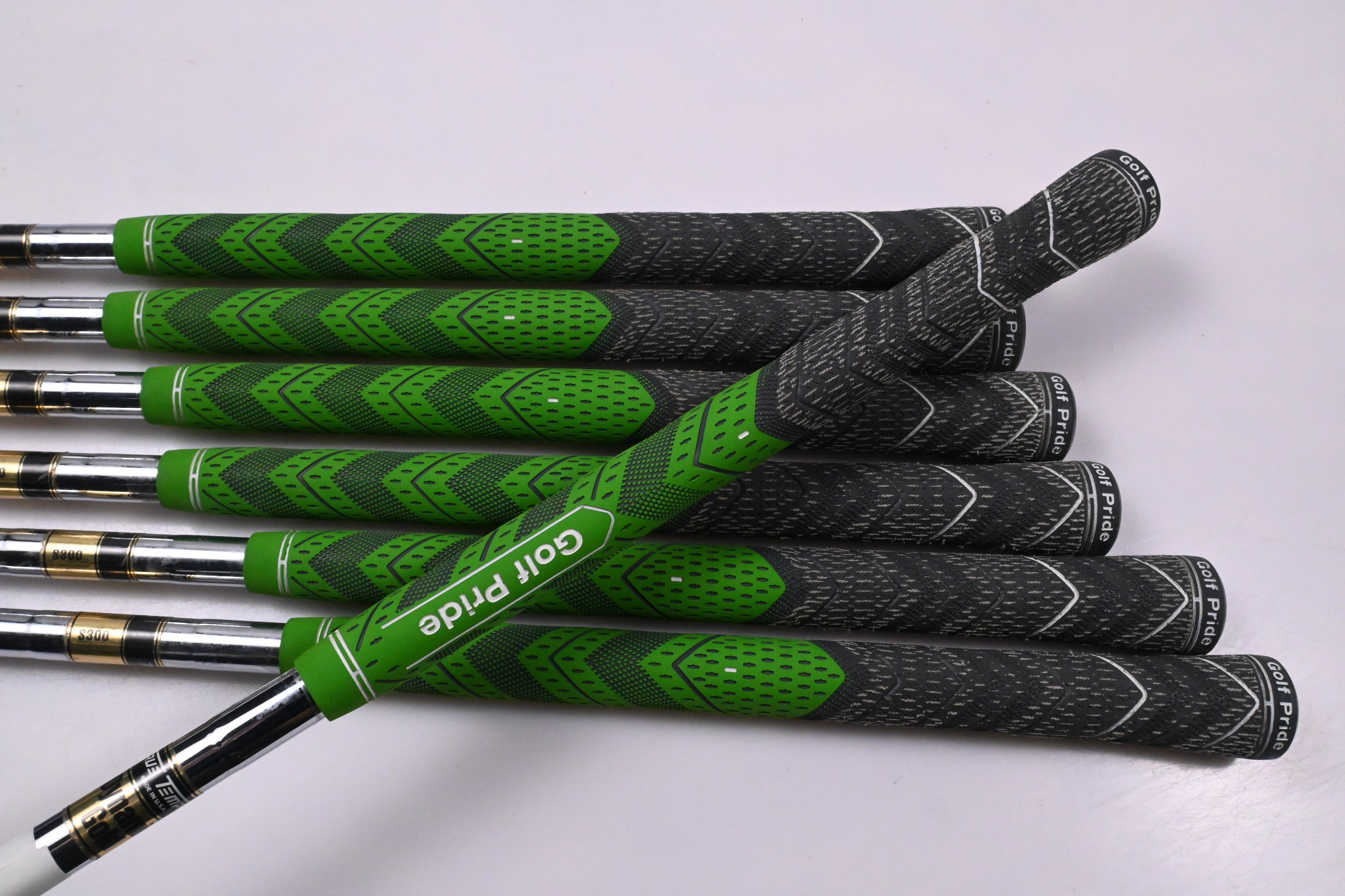 Cleveland CG1 Tour Irons / 4-PW / Stiff Flex Dynamic Gold S300 Shafts