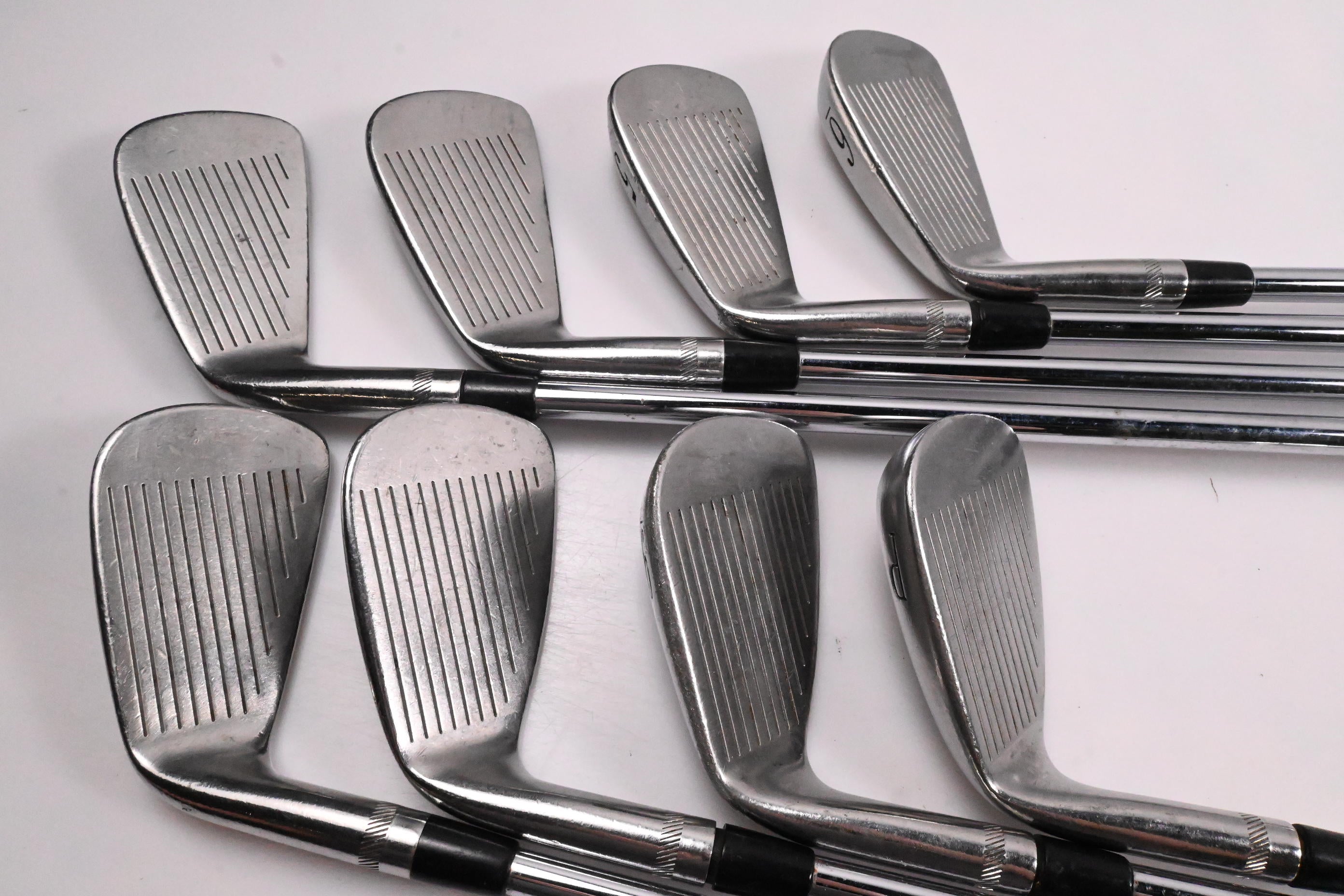 Titleist DCI 990 Irons / 3-PW / Regular Flex Dynamic Gold R300 Shafts