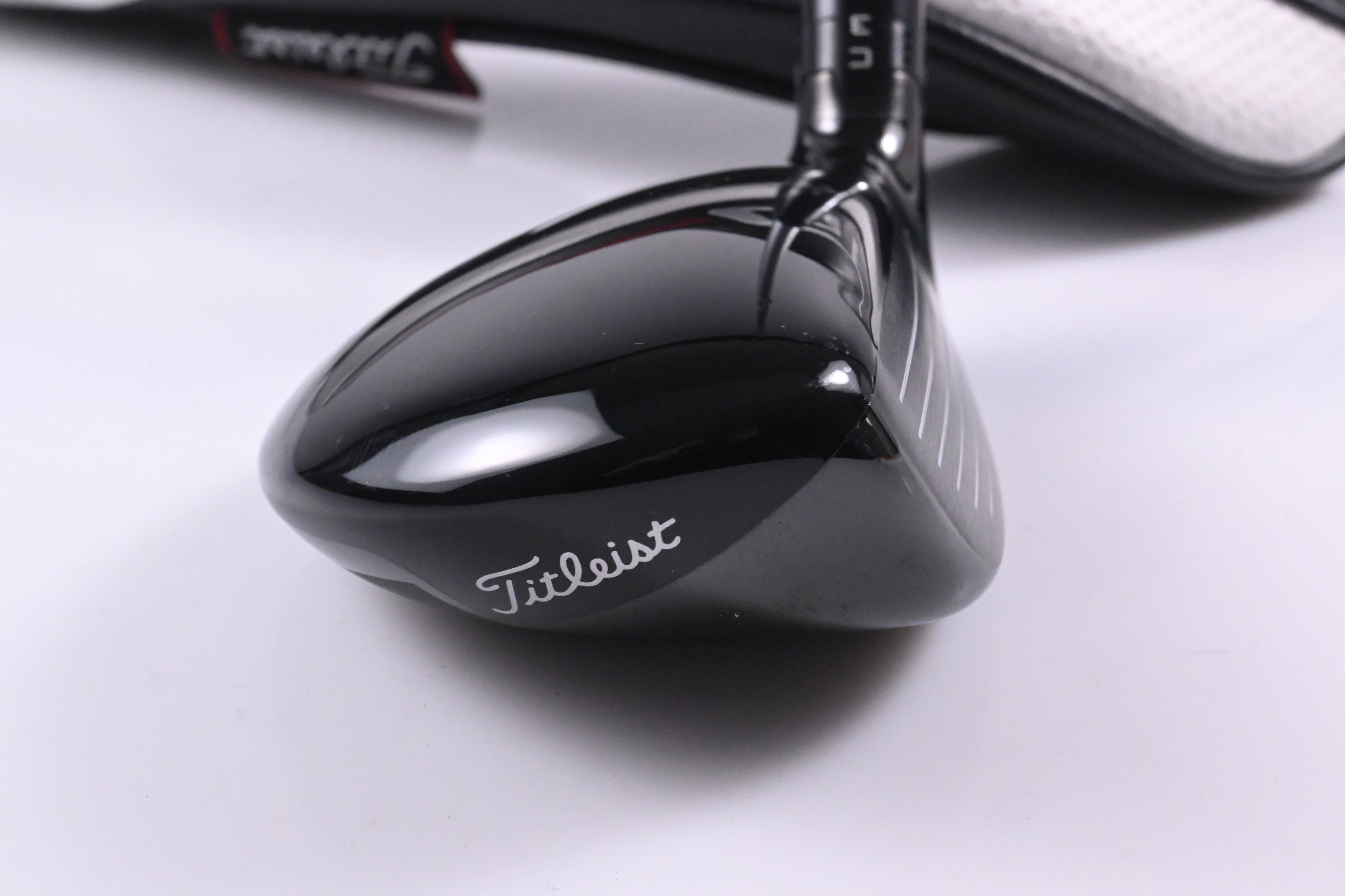 Titleist GT1 #5 Hybrid / 23 Degree / Regular Flex Fujikura Air Speeder 50 Shaft