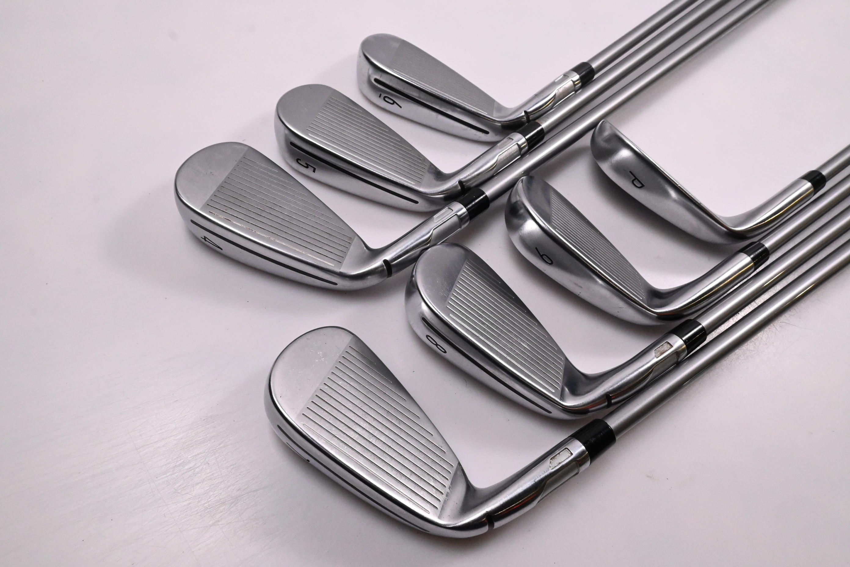 Taylormade Qi Irons / 4-PW / Senior Flex Speeder NX TCS 50 Shafts