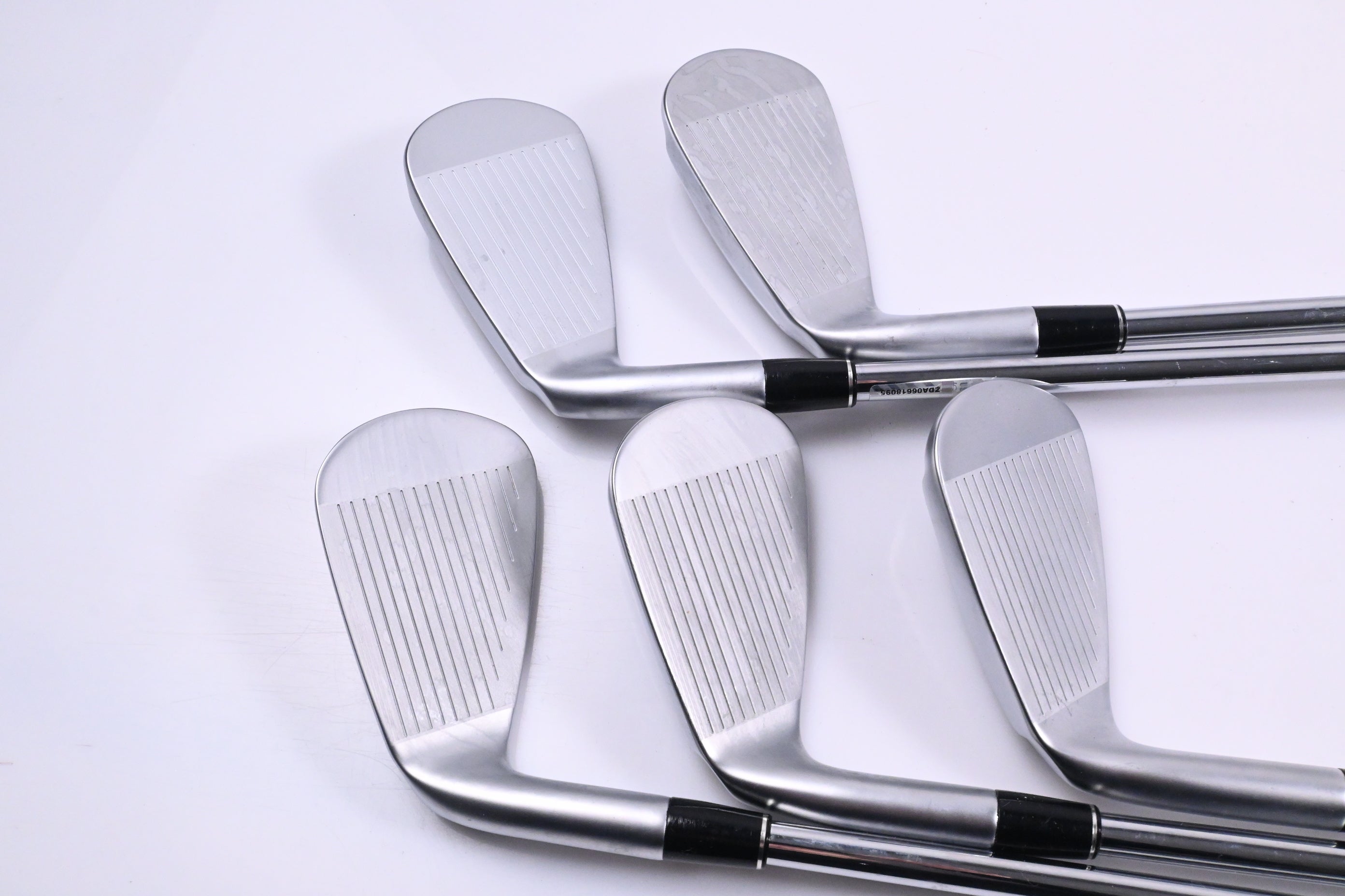 Srixon ZXi4 Irons / 6-PW / Regular Flex N.S.PRO Zelos 8 Shafts