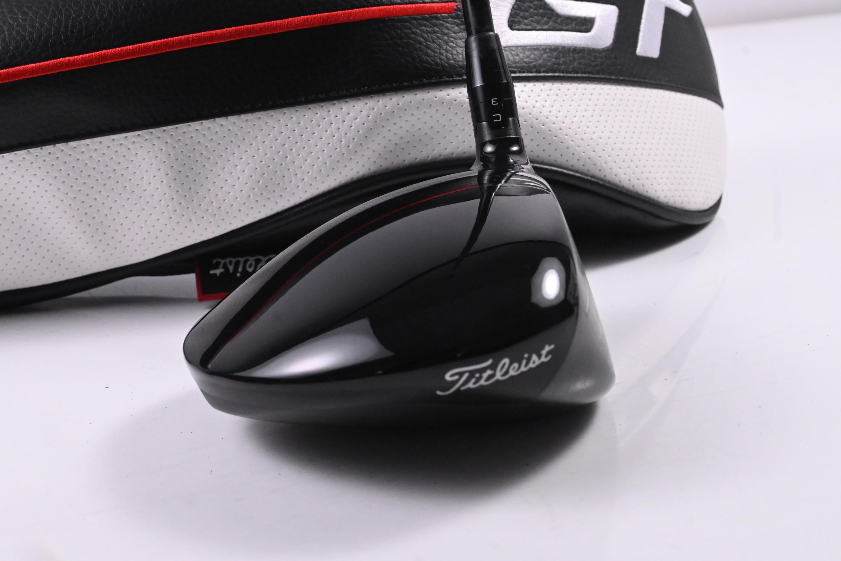 Titleist GT2 Driver / 11 Degree / X-Flex Kai'li Black 60 Shaft