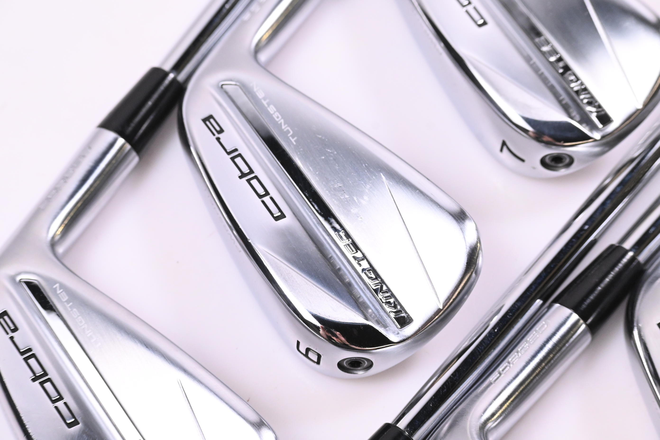 Cobra 2025 King Tec Irons / 5-PW+GW / Regular Flex KBS MAX 85 Shafts