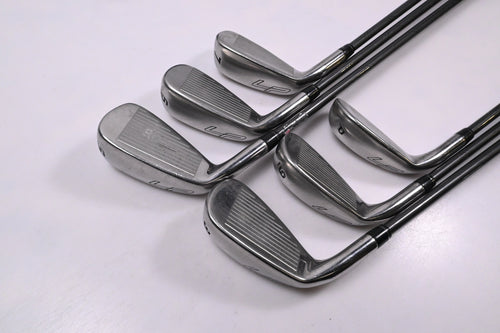 Wilson Launch Pad 2022 Irons / 5-PW / Regular Flex Evenflow 65 Shafts