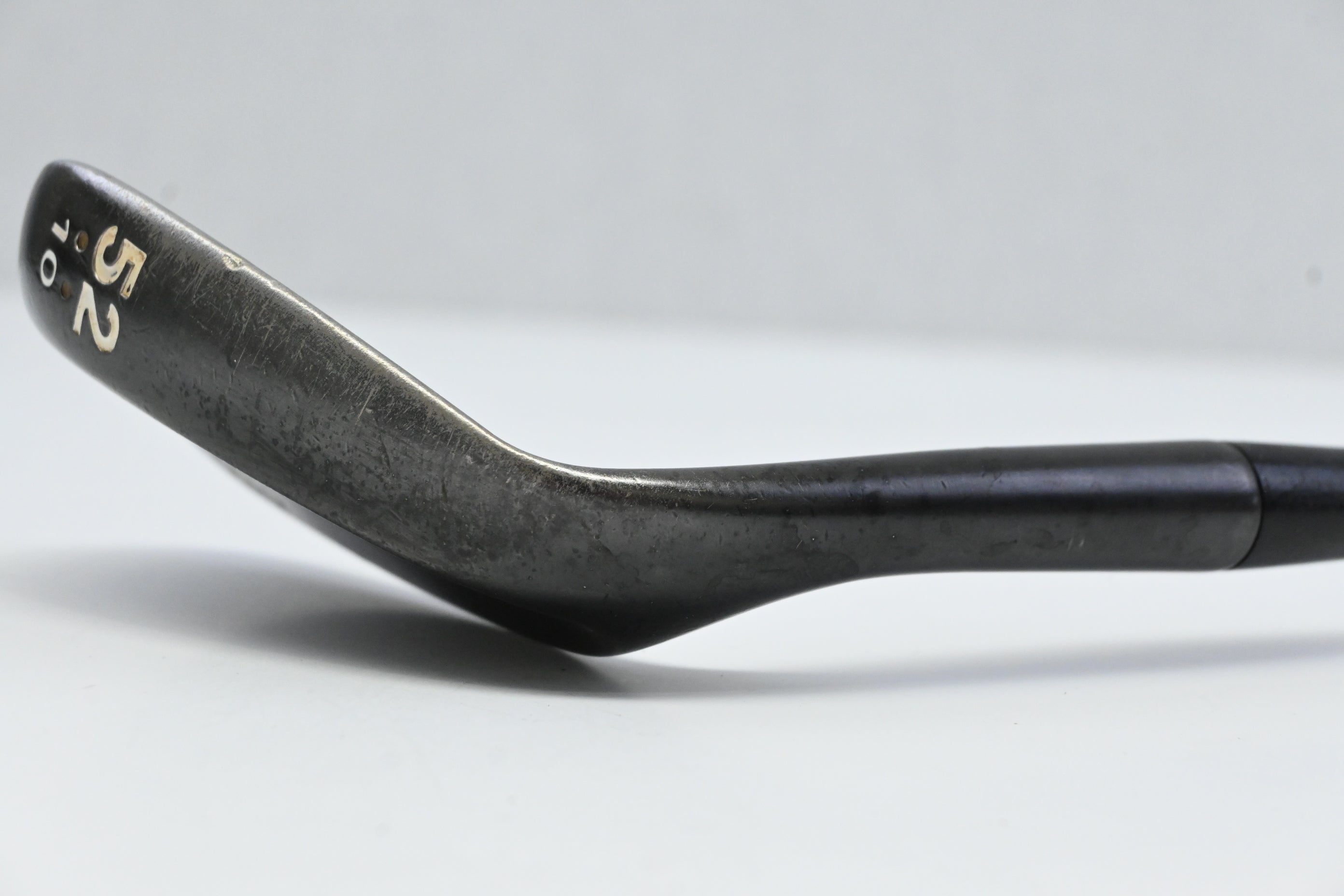 Cleveland 588 RTX Gap Wedge / 52 Degree / Wedge Flex Dynamic Gold Shaft