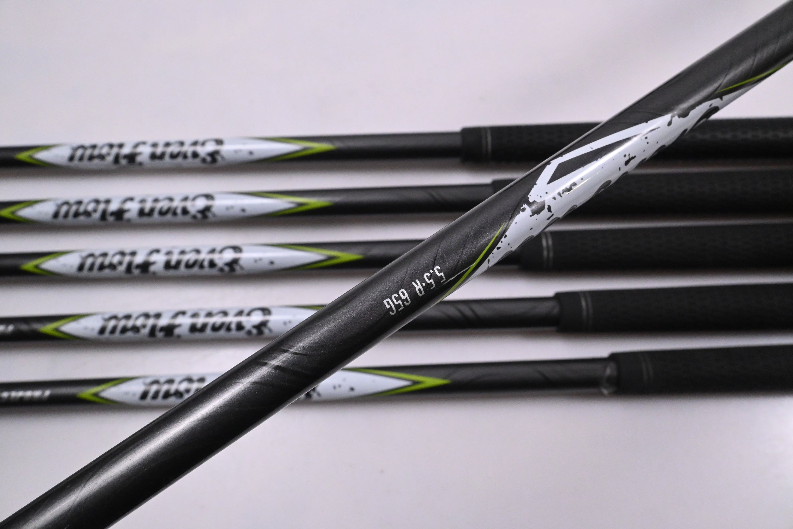 Wilson Launch Pad 2022 Irons / 5-PW / Regular Flex Evenflow 65 Shafts
