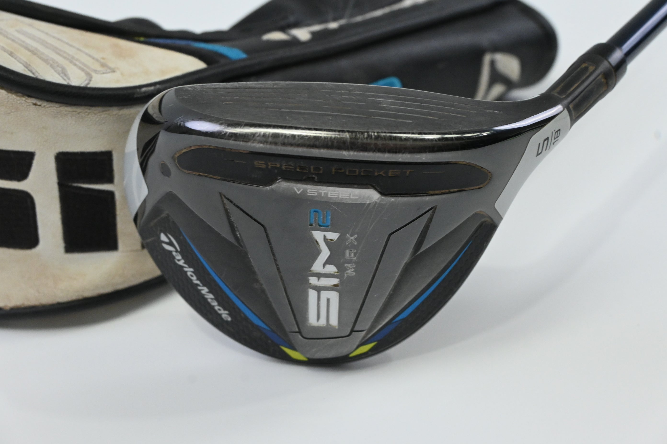 Taylormade SIM2 Max #5 Wood / 18 Degree / Regular Flex Fujikura Ventus Blue 5