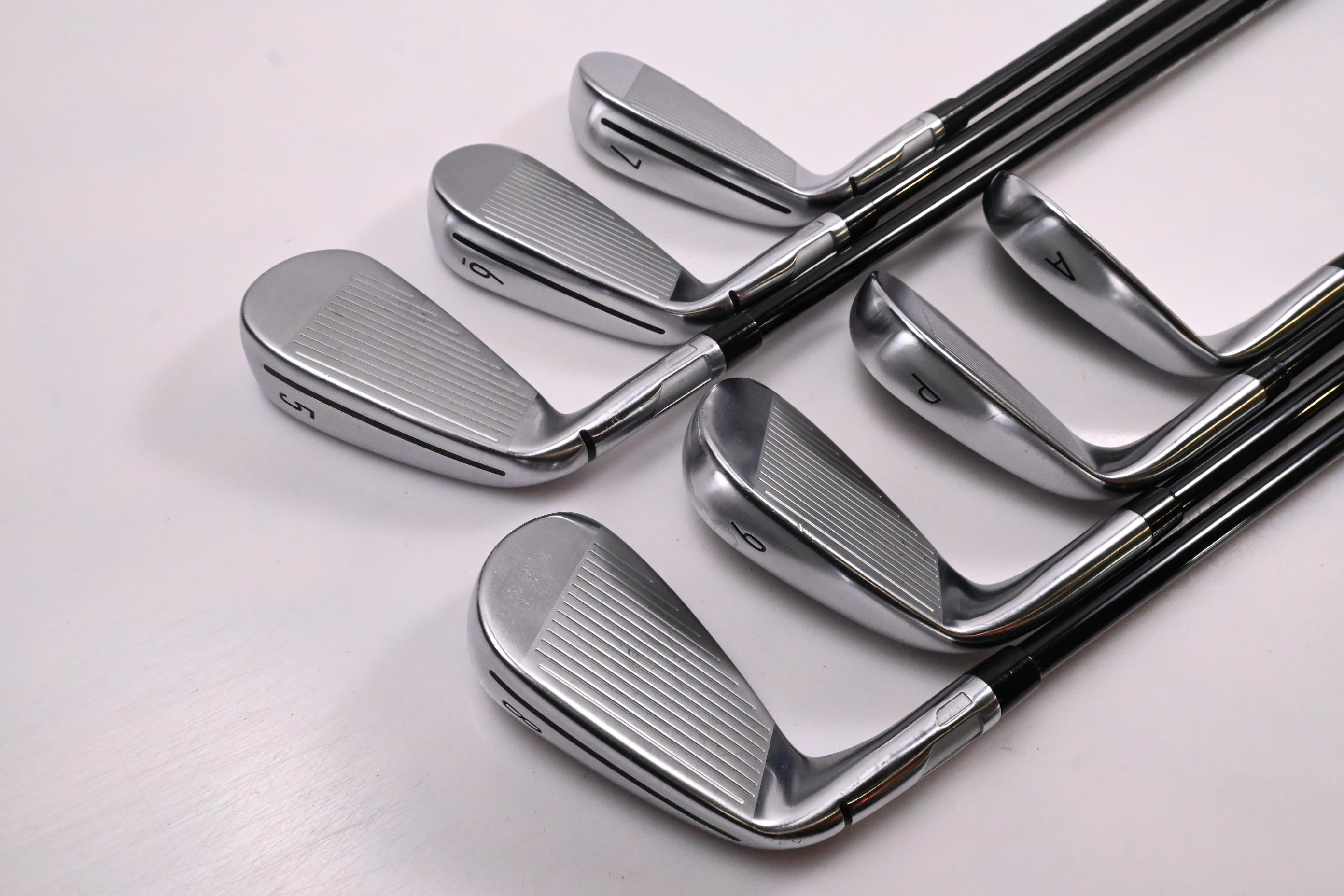 Taylormade Qi HL Irons / 5-PW+GW / Regular Flex Ventus TR Blue 6 Shafts