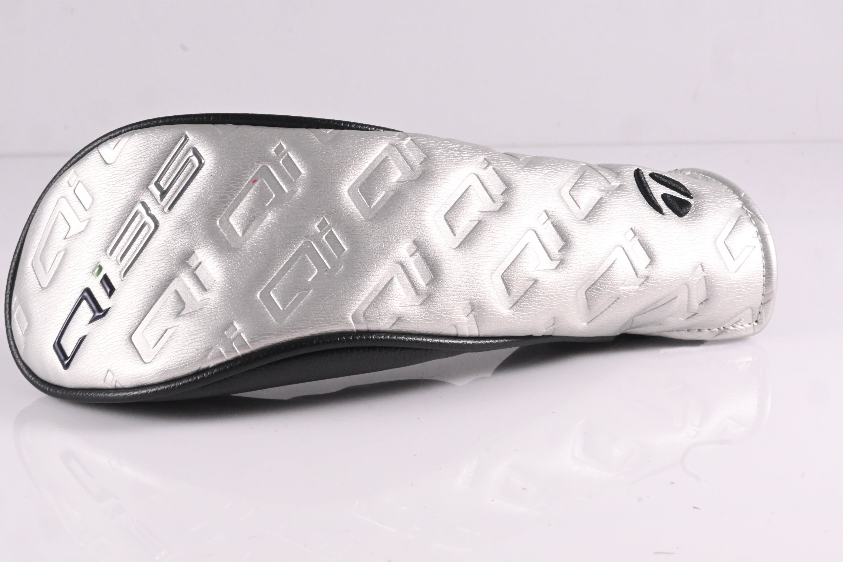 Taylormade Qi35 #3 Hybrid / 19 Degree / Regular Flex Fujikura Ventus Blue 6