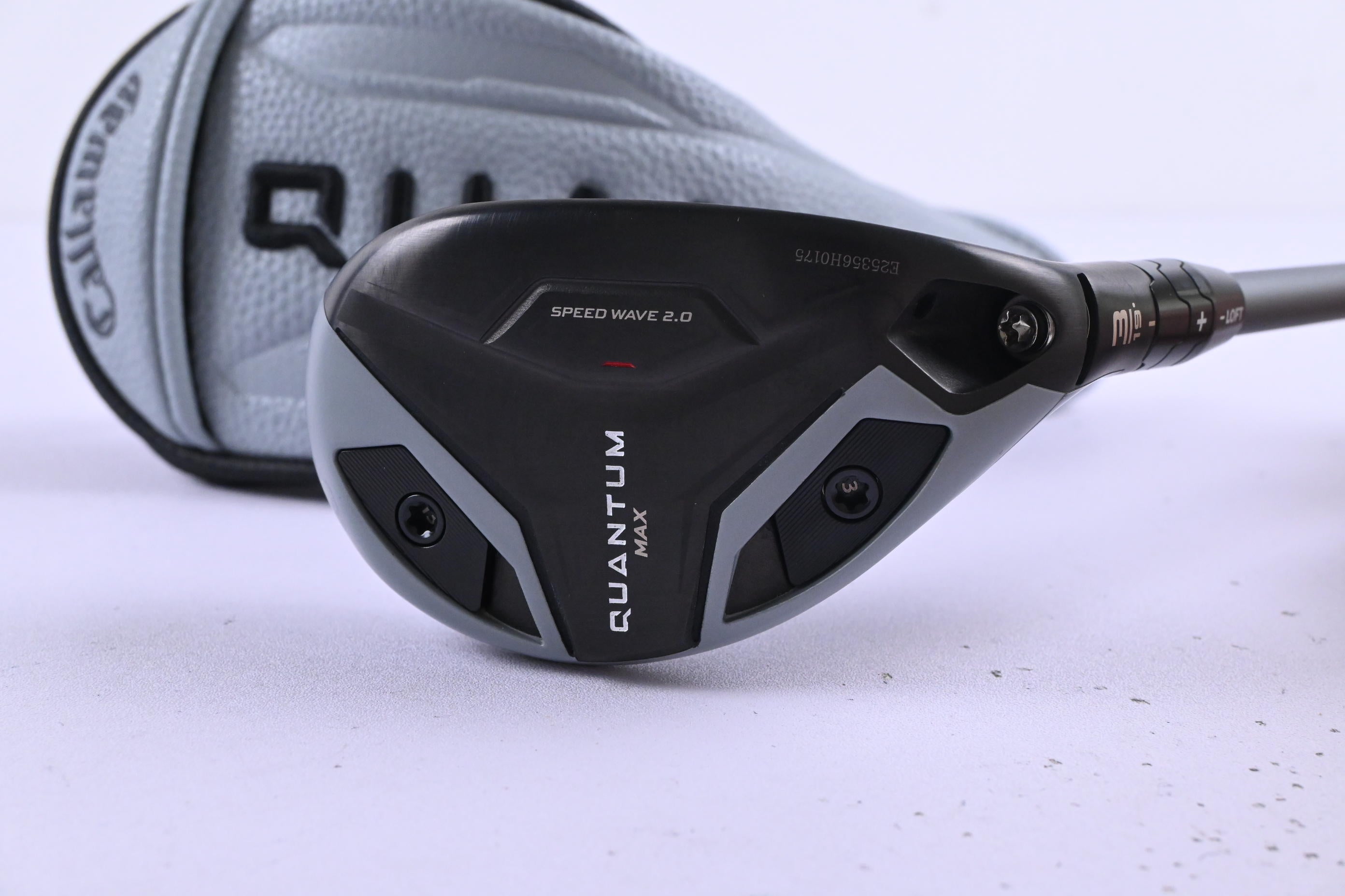 Callaway Quantum Max #3 Hybrid / 19 Degree / Regular Flex Denali Silver 60 Shaft
