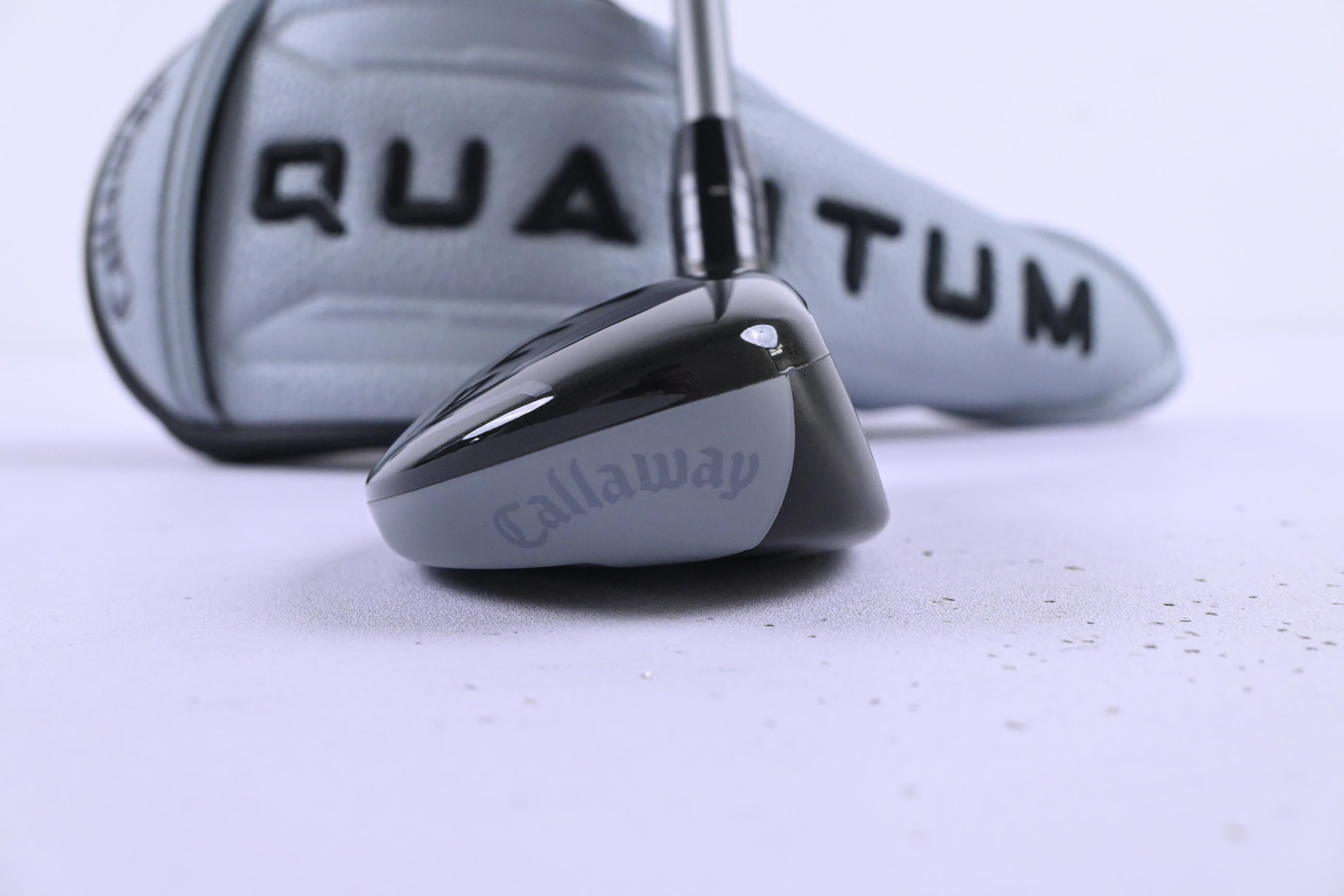Callaway Quantum Max #3 Hybrid / 19 Degree / Regular Flex Denali Silver 60 Shaft