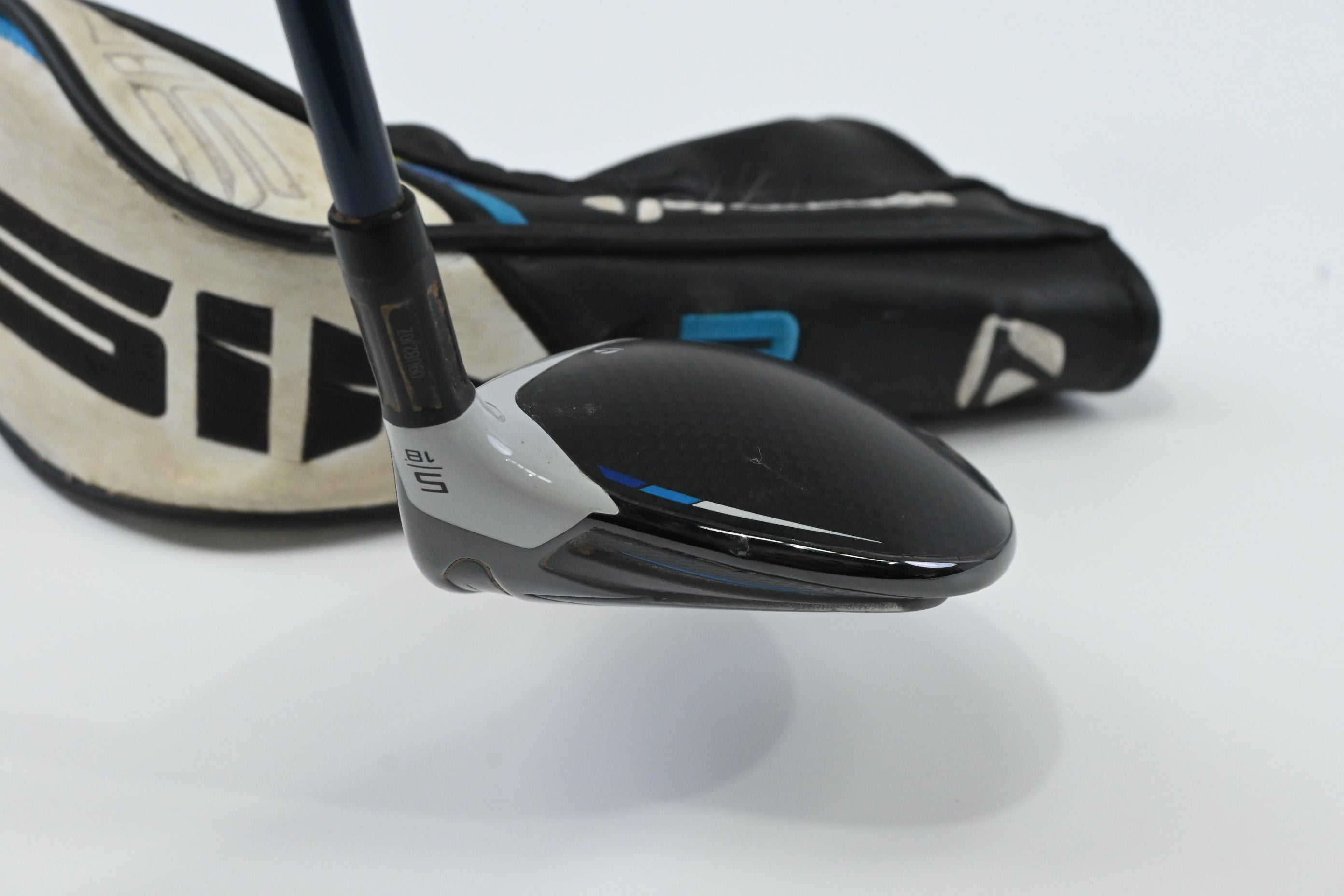Taylormade SIM2 Max #5 Wood / 18 Degree / Regular Flex Fujikura Ventus Blue 5