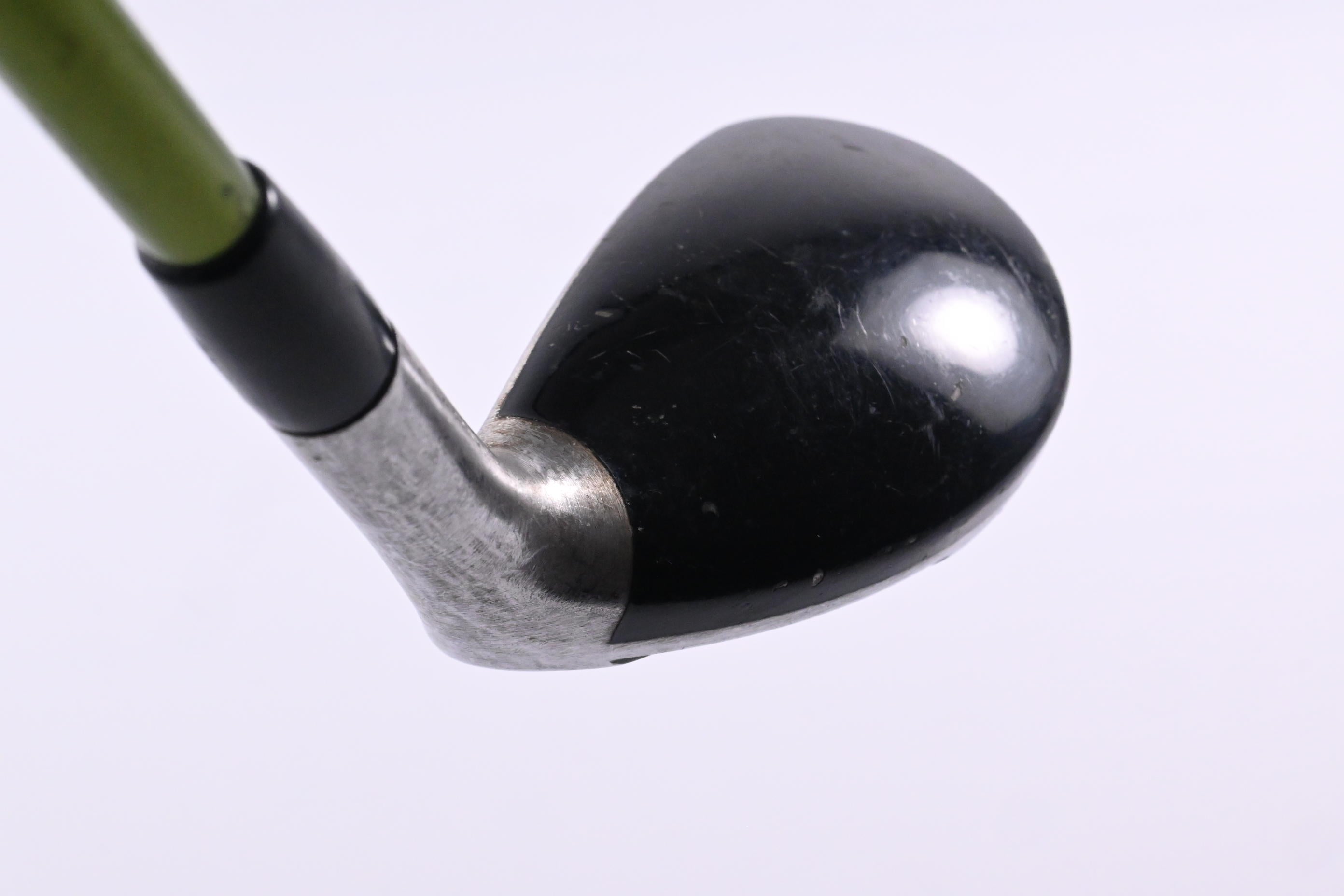Titleist 585.H #3 Hybrid / 19 Degree / Stiff Flex Aldila NV Green 85 Shaft