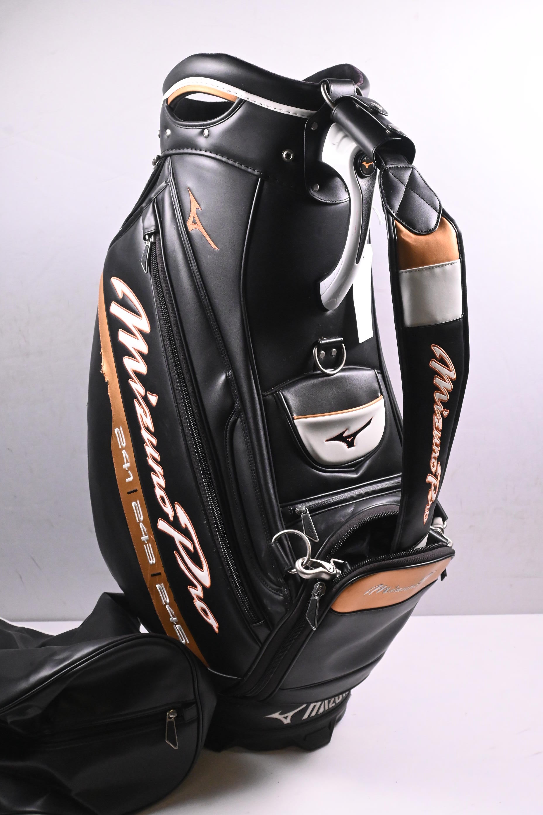 Mizuno Pro Series Tour Bag / 6-Way Divider / Black, White, Gold