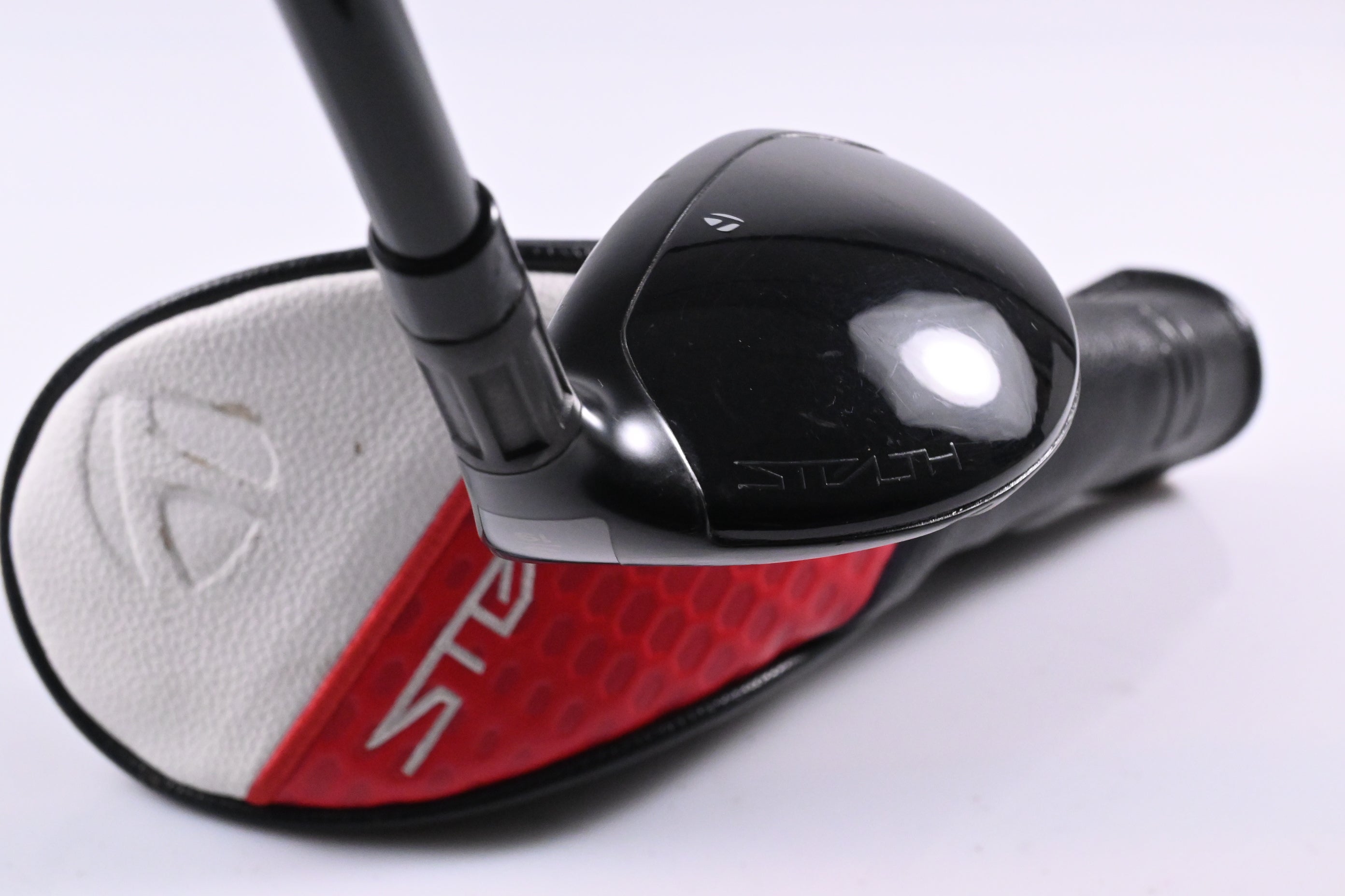 Taylormade Stealth 2 #3 Hybrid / 19 Degree / Stiff Flex Fujikura Ventus TR Red 7