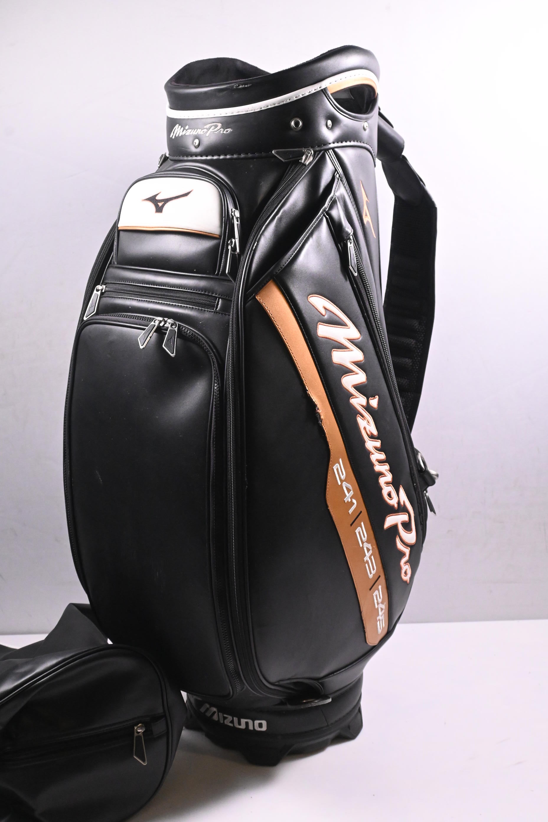 Mizuno Pro Series Tour Bag / 6-Way Divider / Black, White, Gold