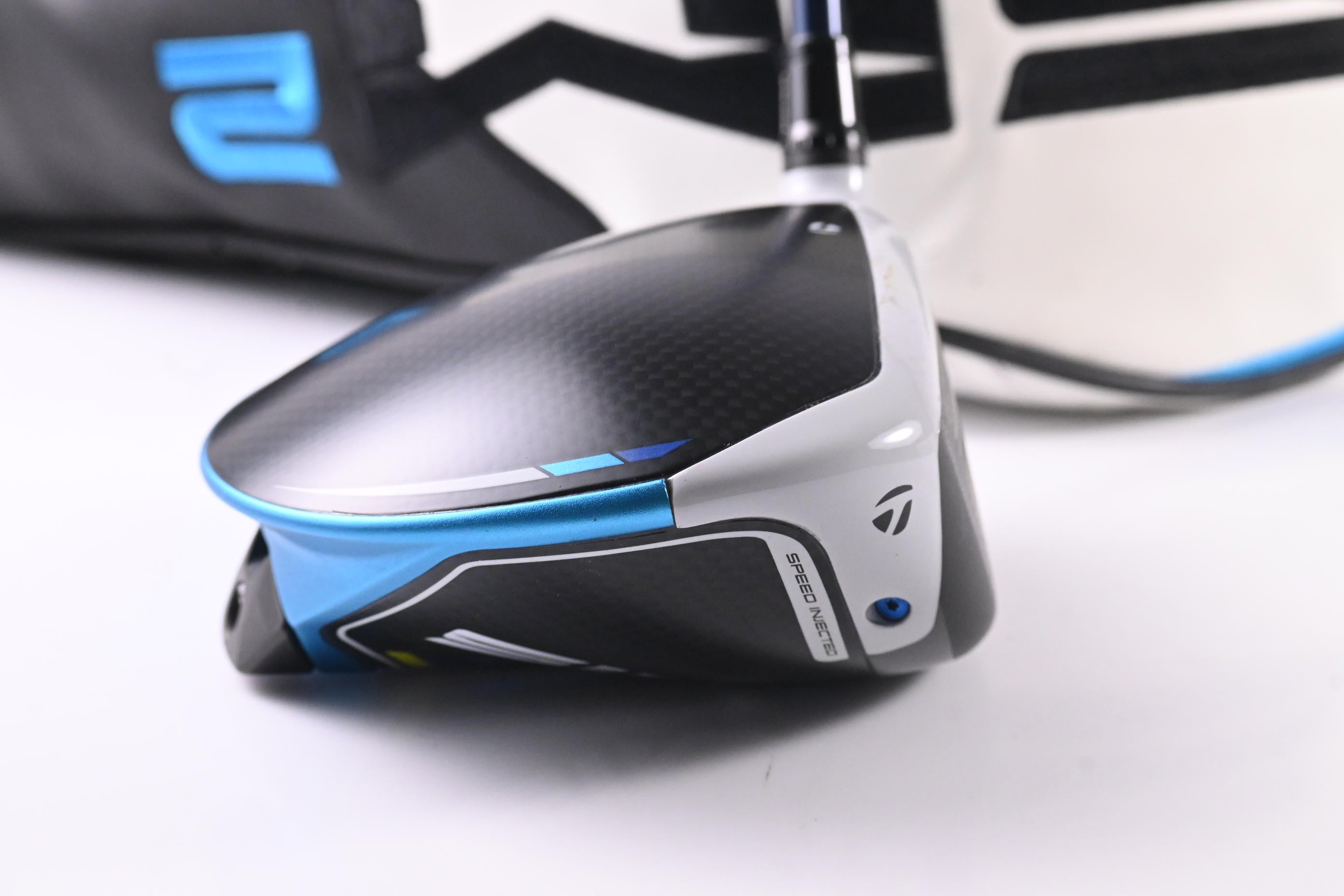Taylormade SIM2 Max Driver / 10.5 Degree / Stiff Flex Fujikura Ventus Blue 5