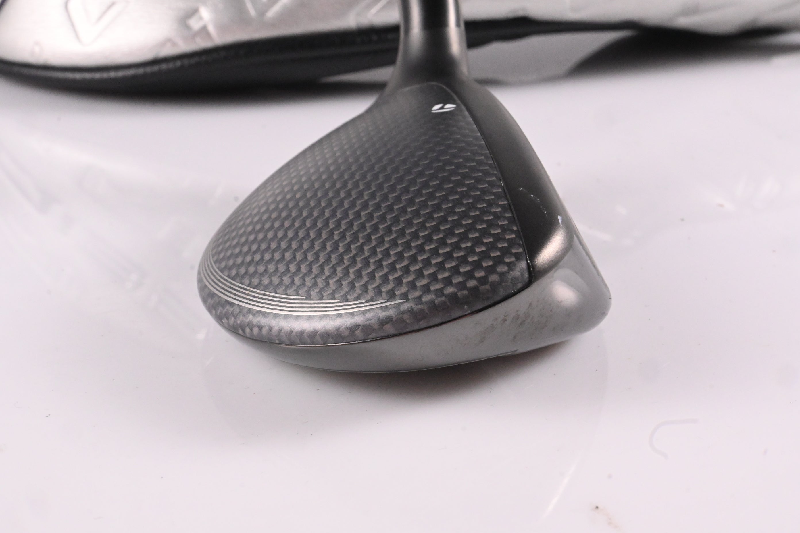 Taylormade Qi35 Max Lite #5 Hybrid / 27 Degree / Senior Flex Vanquish 5 Shaft