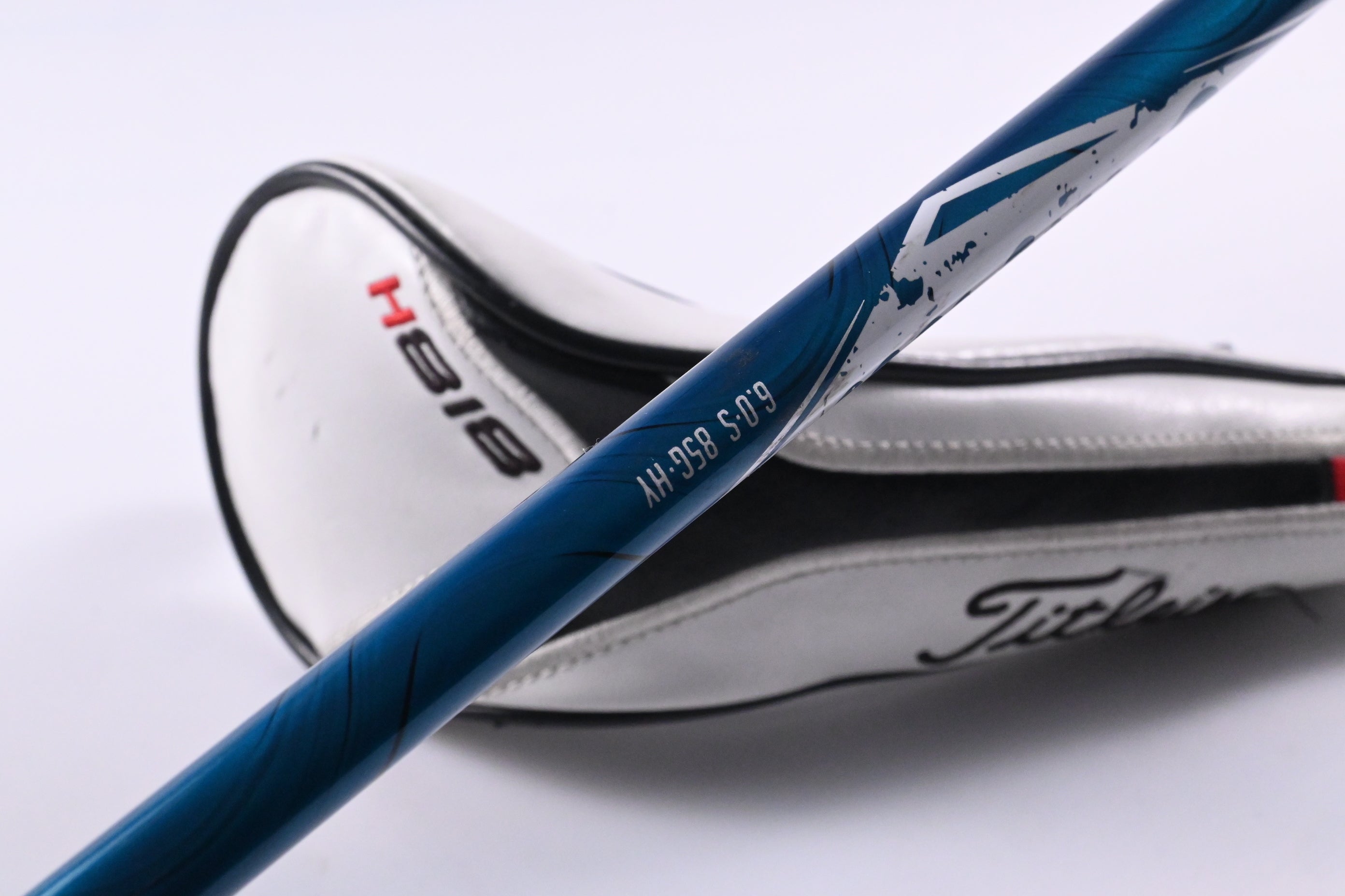Titleist 818 H2 #3 Hybrid / 21 Degree / Stiff Flex Evenflow Blue 85 Shaft