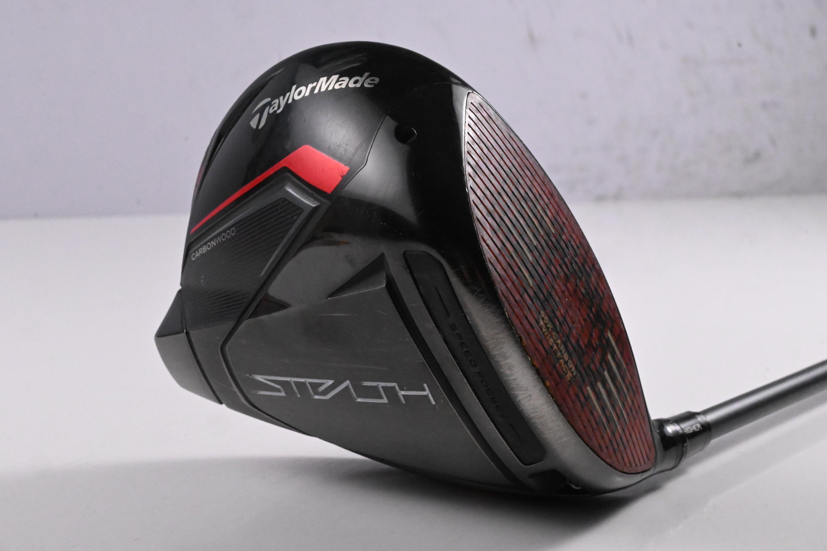 Taylormade Stealth Driver / 10.5 Degree / Regular Flex Hzrdus Smoke Black 60