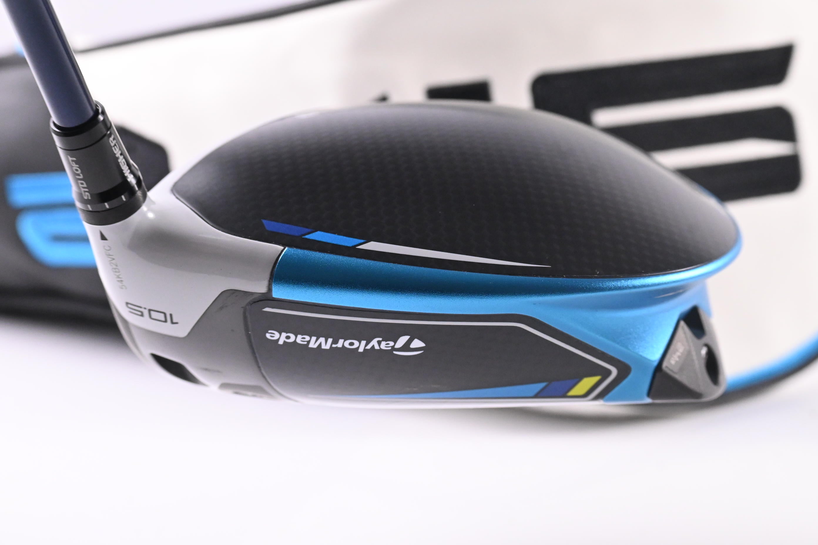 Taylormade SIM2 Max Driver / 10.5 Degree / Stiff Flex Fujikura Ventus Blue 5